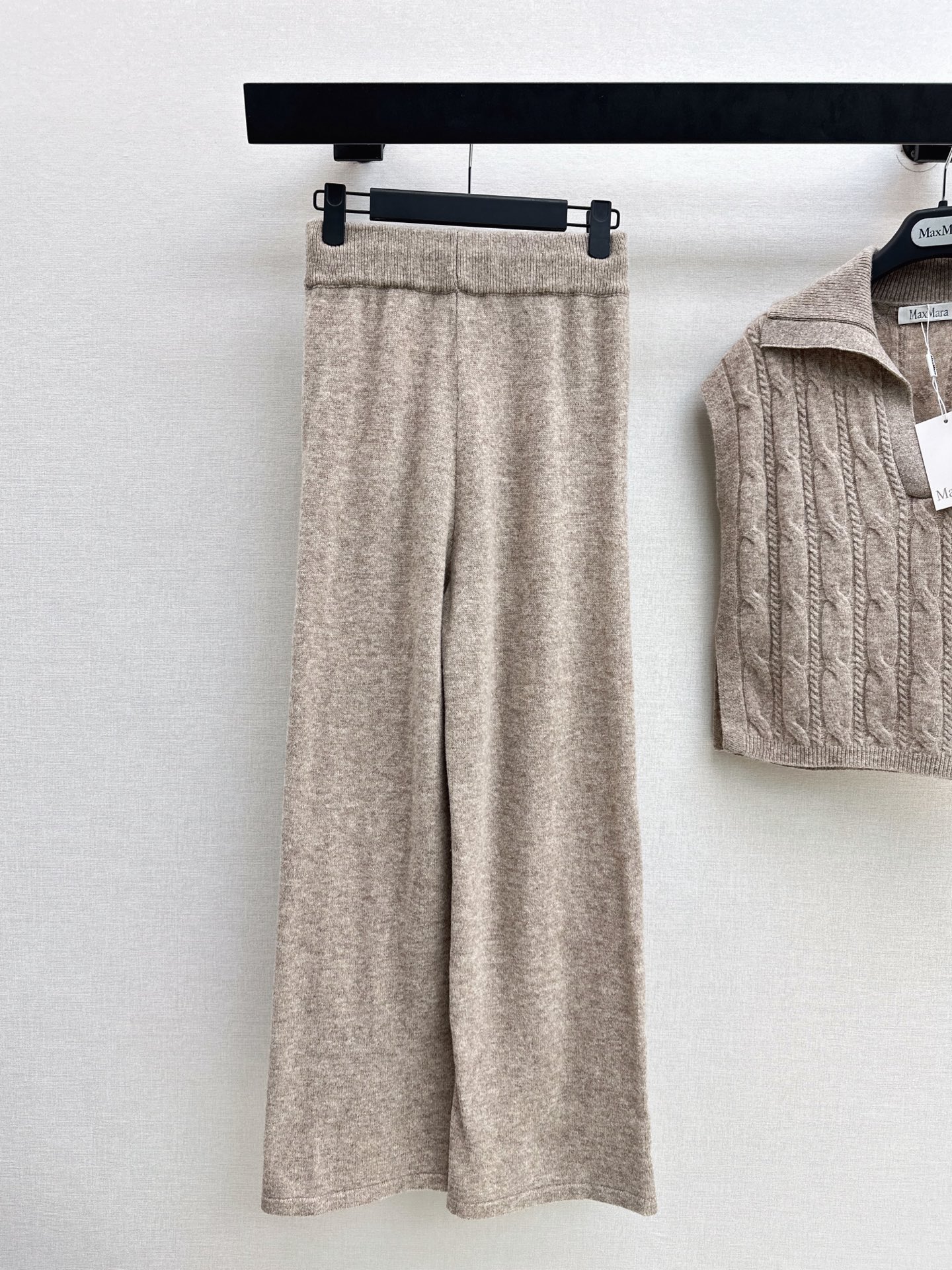 Max 26fw wool vest pants sets