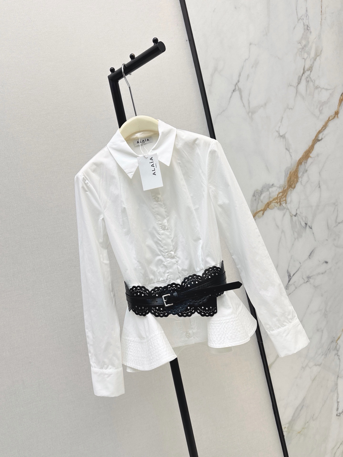 Ala 26fw belted ruffle shirt