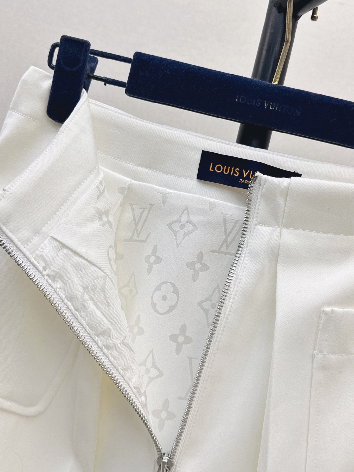 Loui 26fw A-line skirt