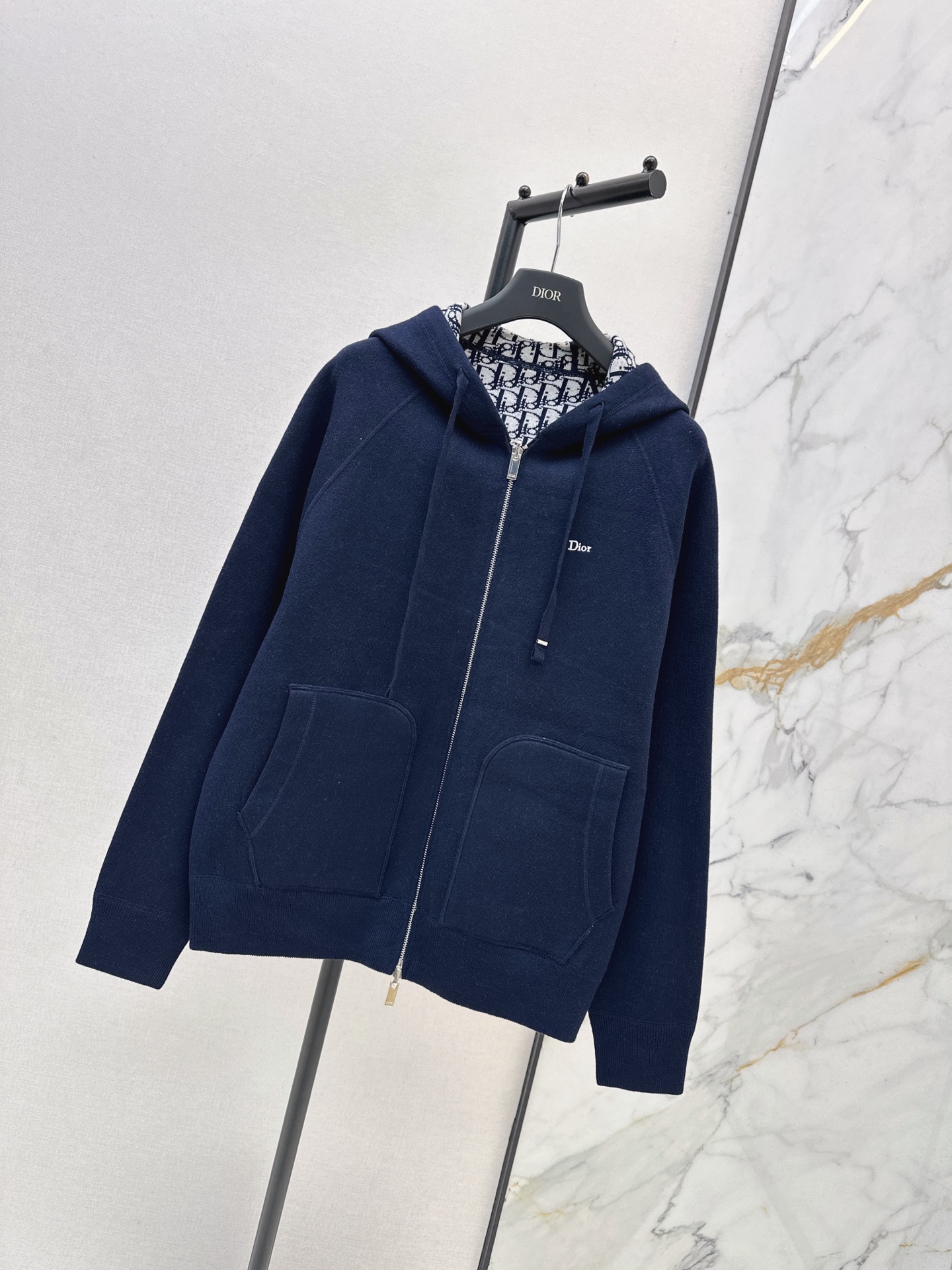 CD 26fw reversible hooded jacket