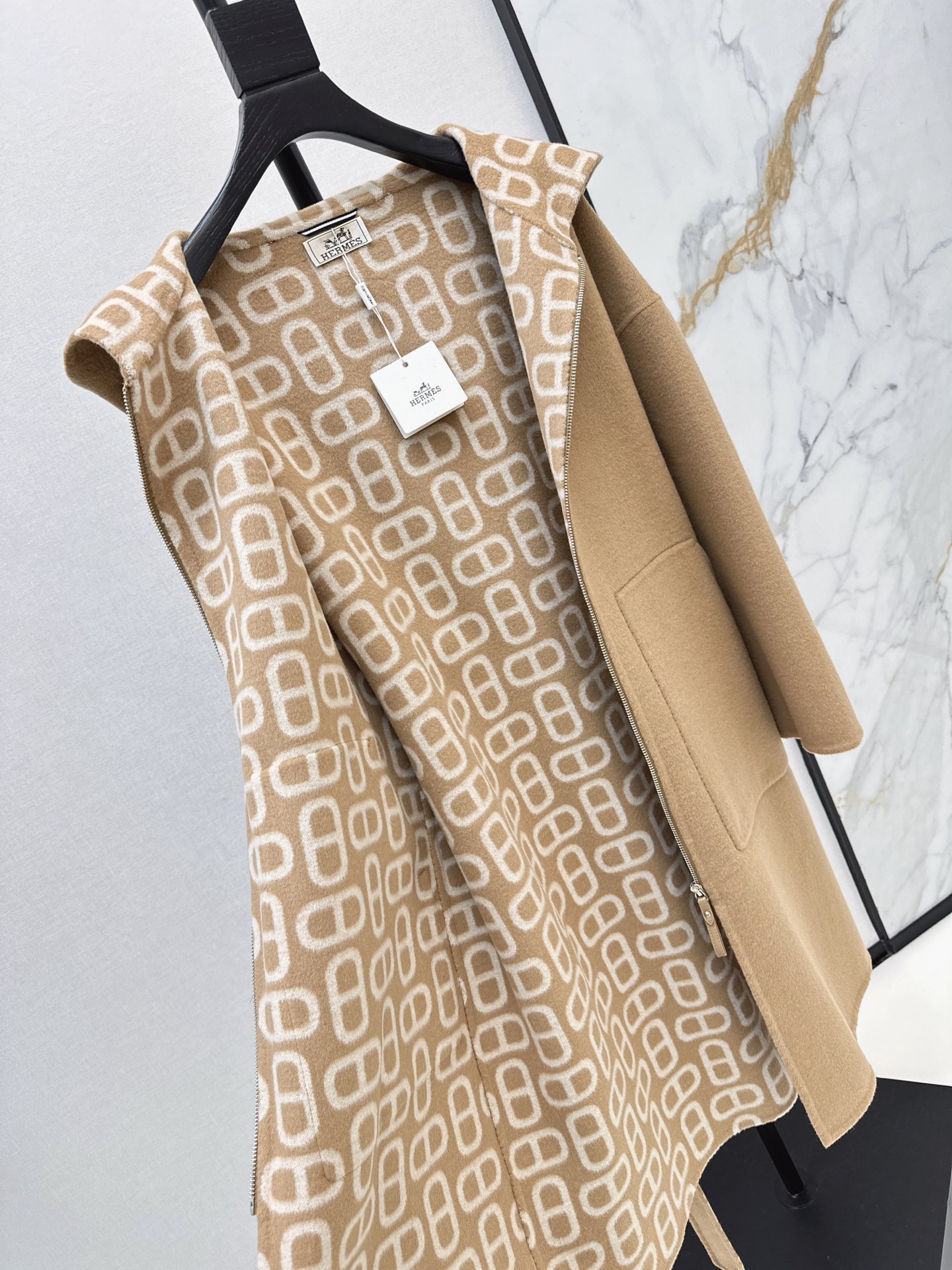 Her 26fw cashmere overcoats