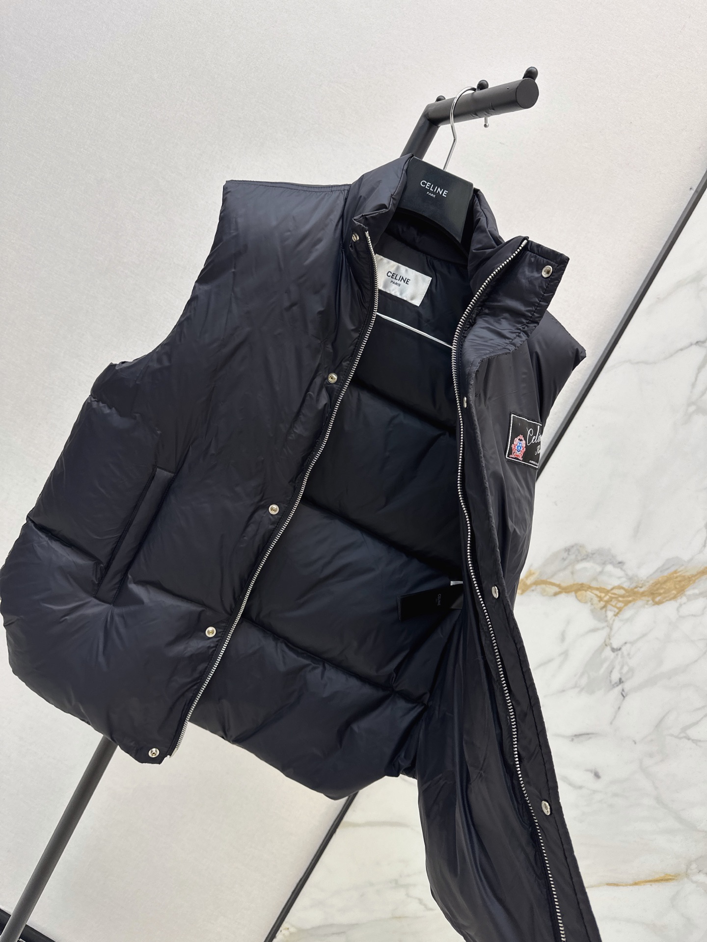 Celi 26fw down vest