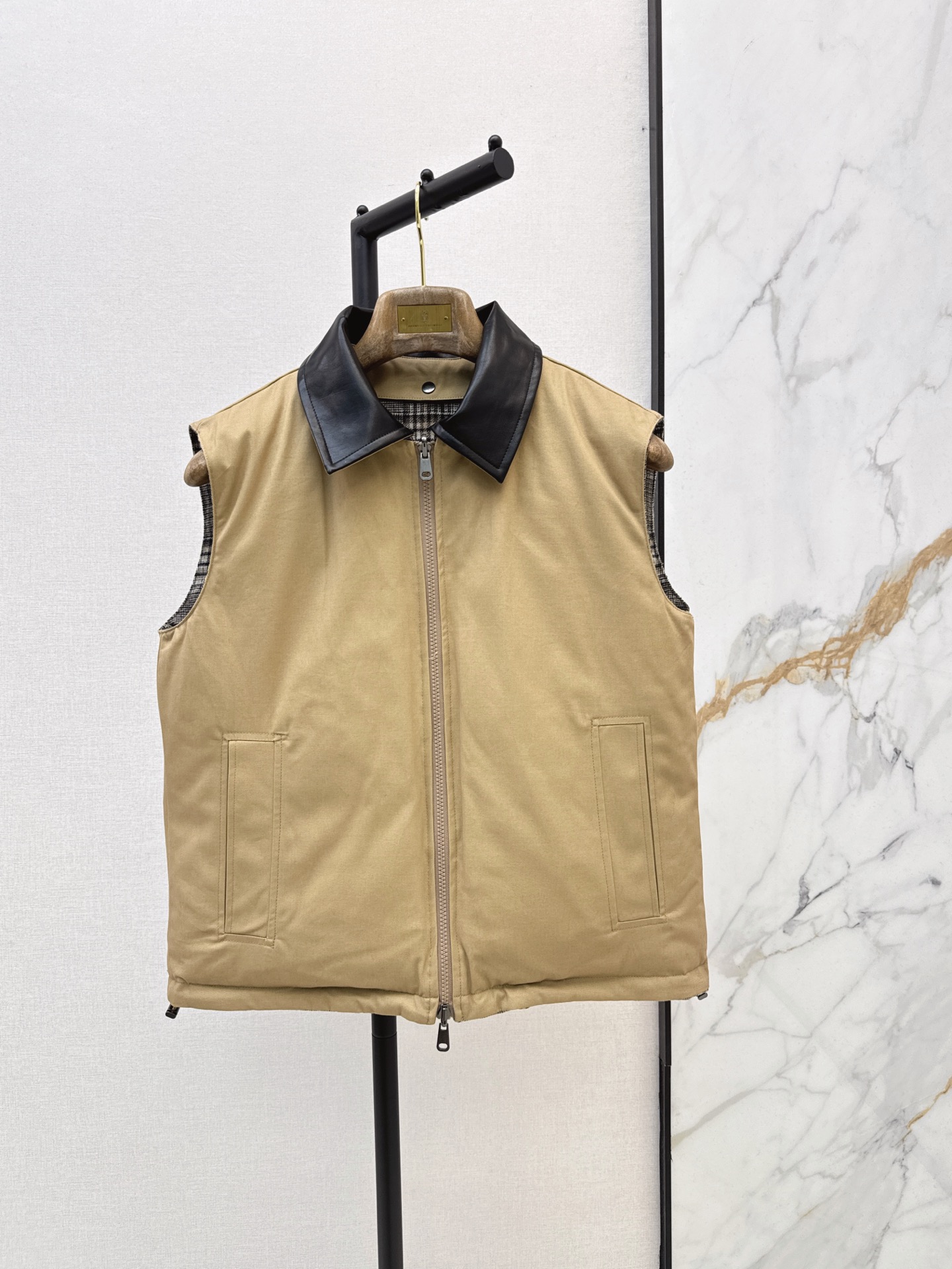 Brun 26fw reversible down vest