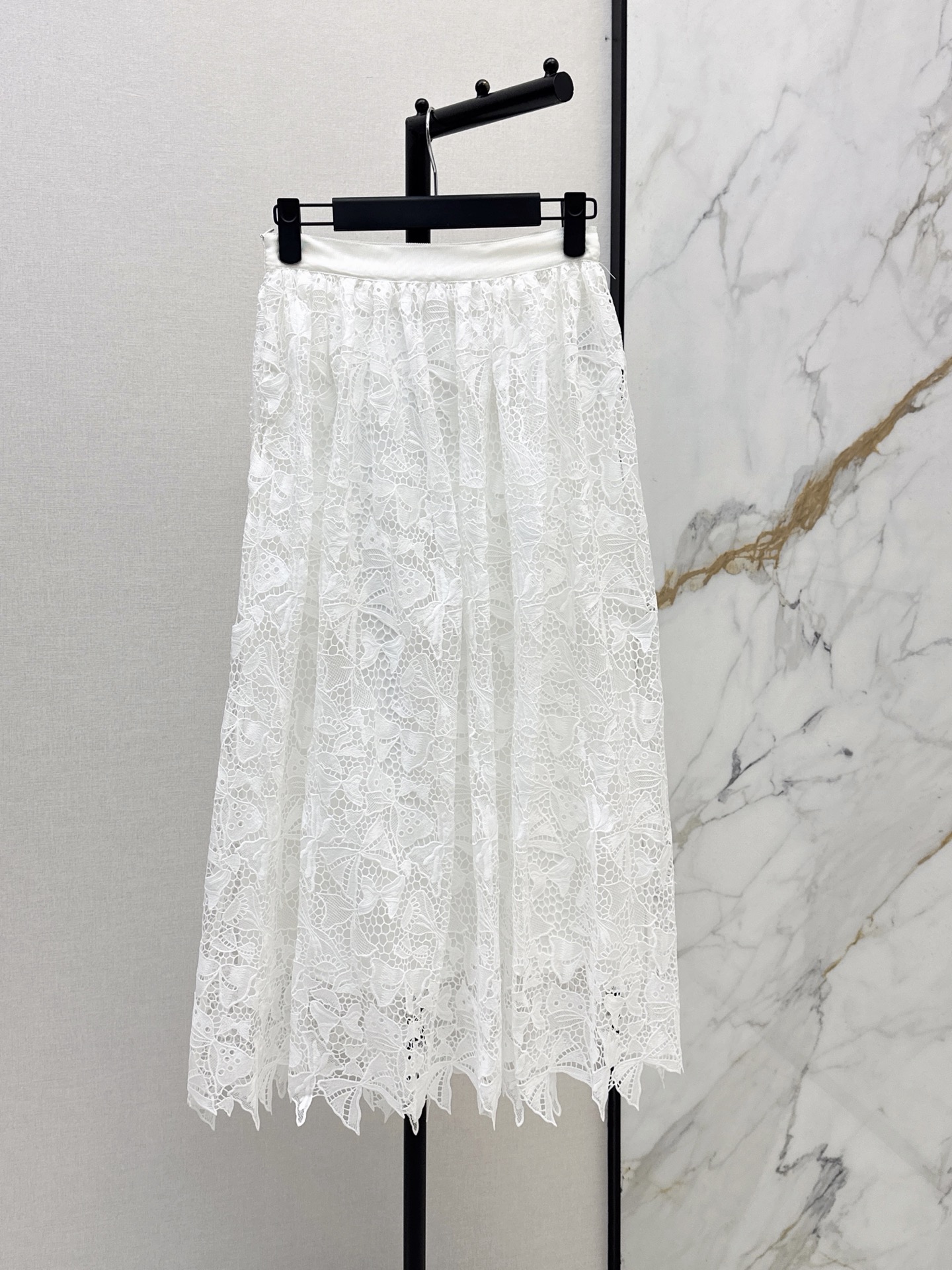 CD 26ss hollow bow embroidery skirt