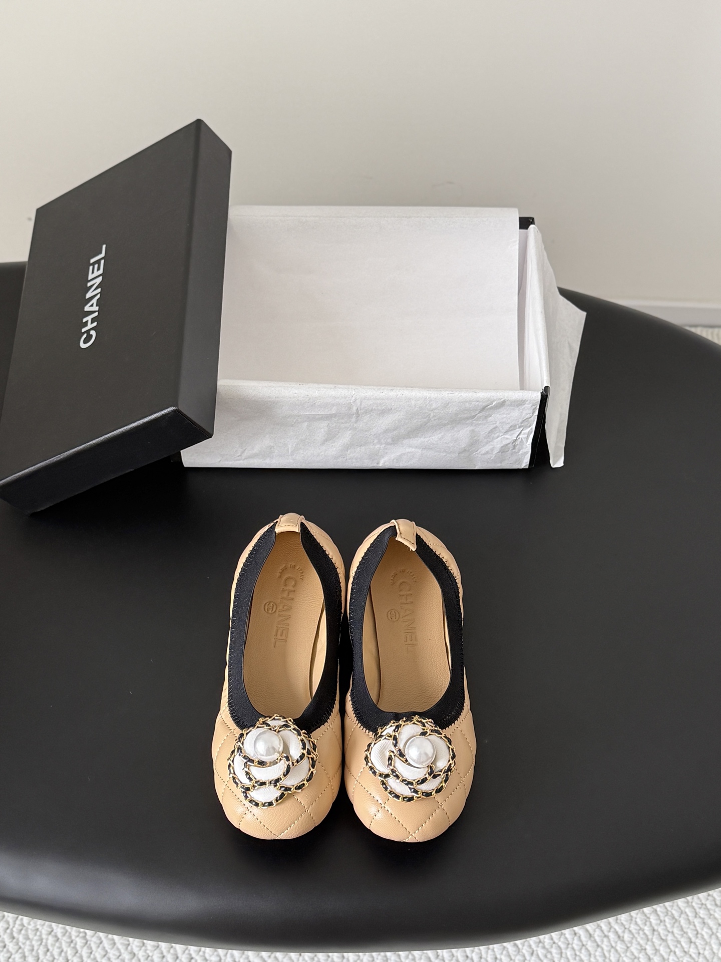 Chan 26ss camellia flats