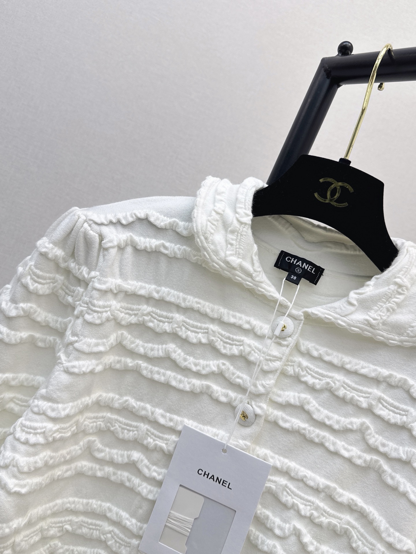 Chan 26fw ruffle cardigan