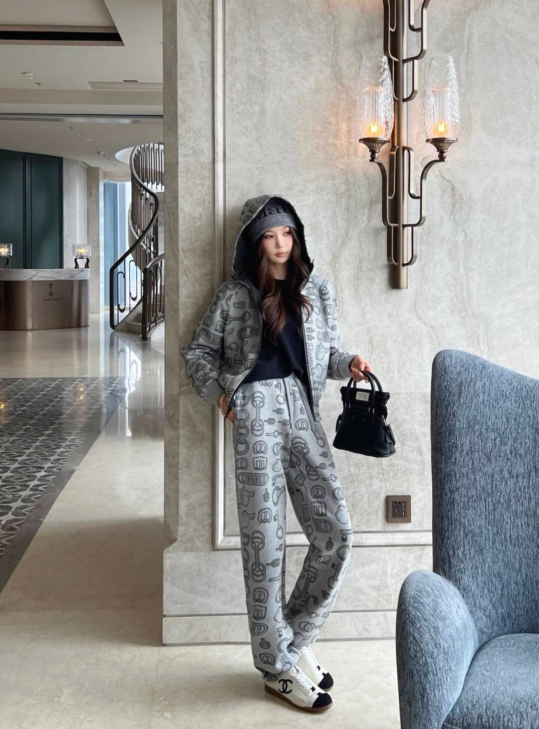 Her 26fw casual print pants