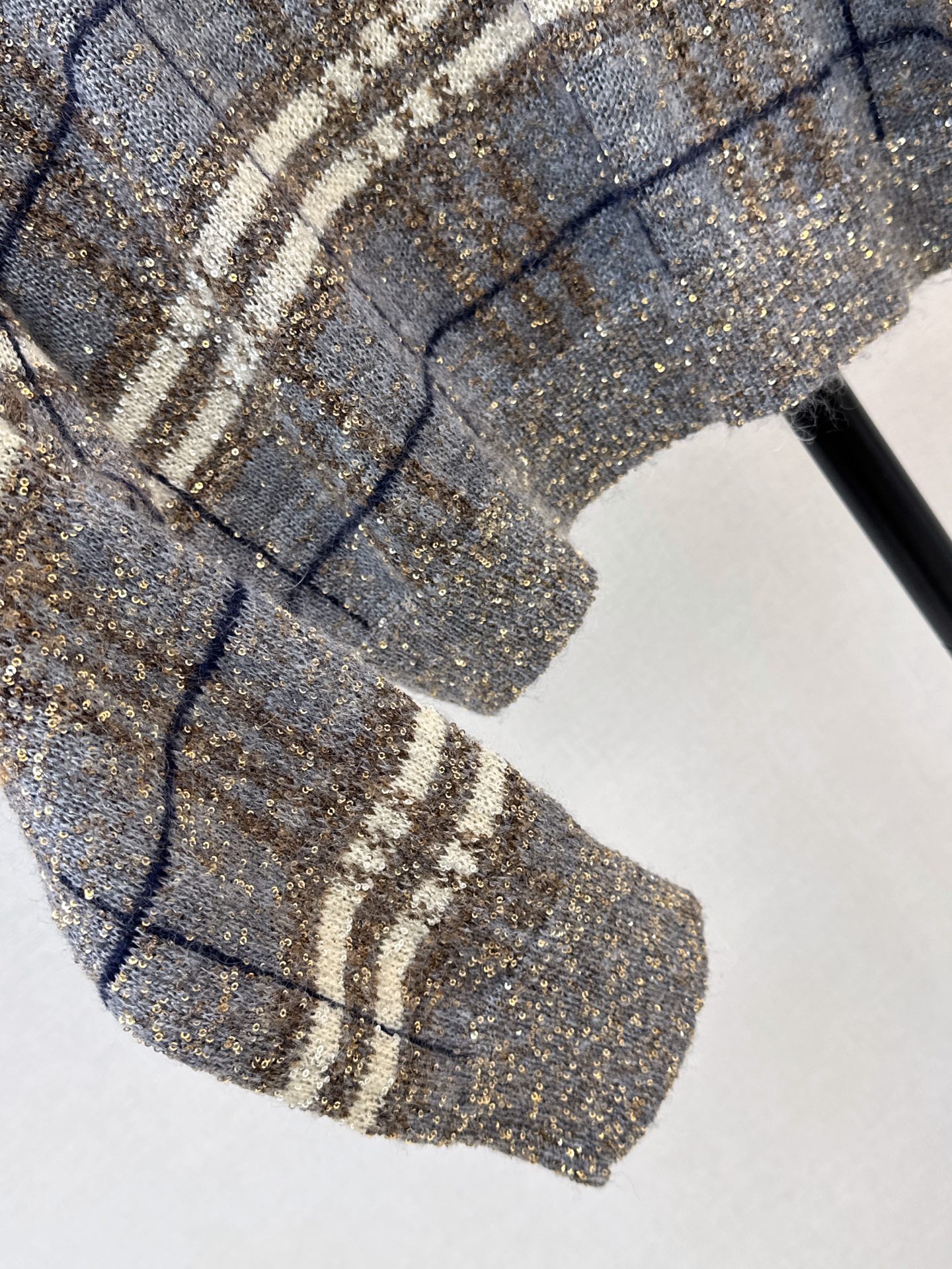 Brun 26fw plaid knit sweater