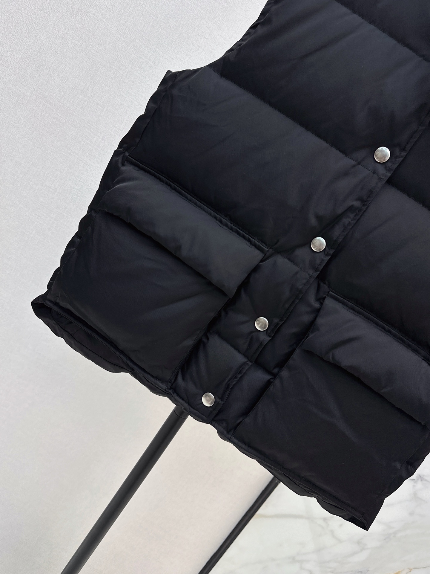 Pra 26fw down vest