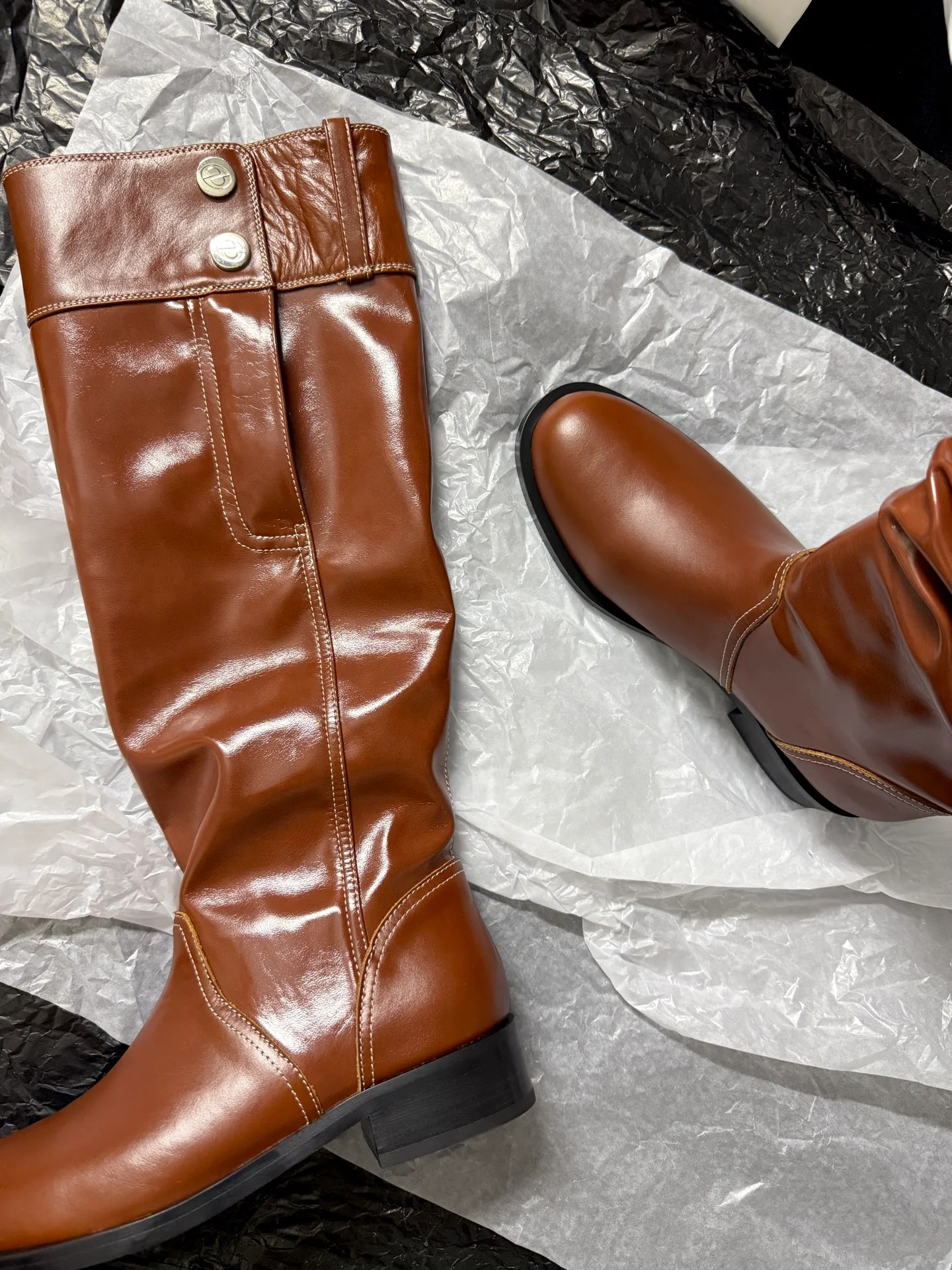 Lost 25fw slouch boots