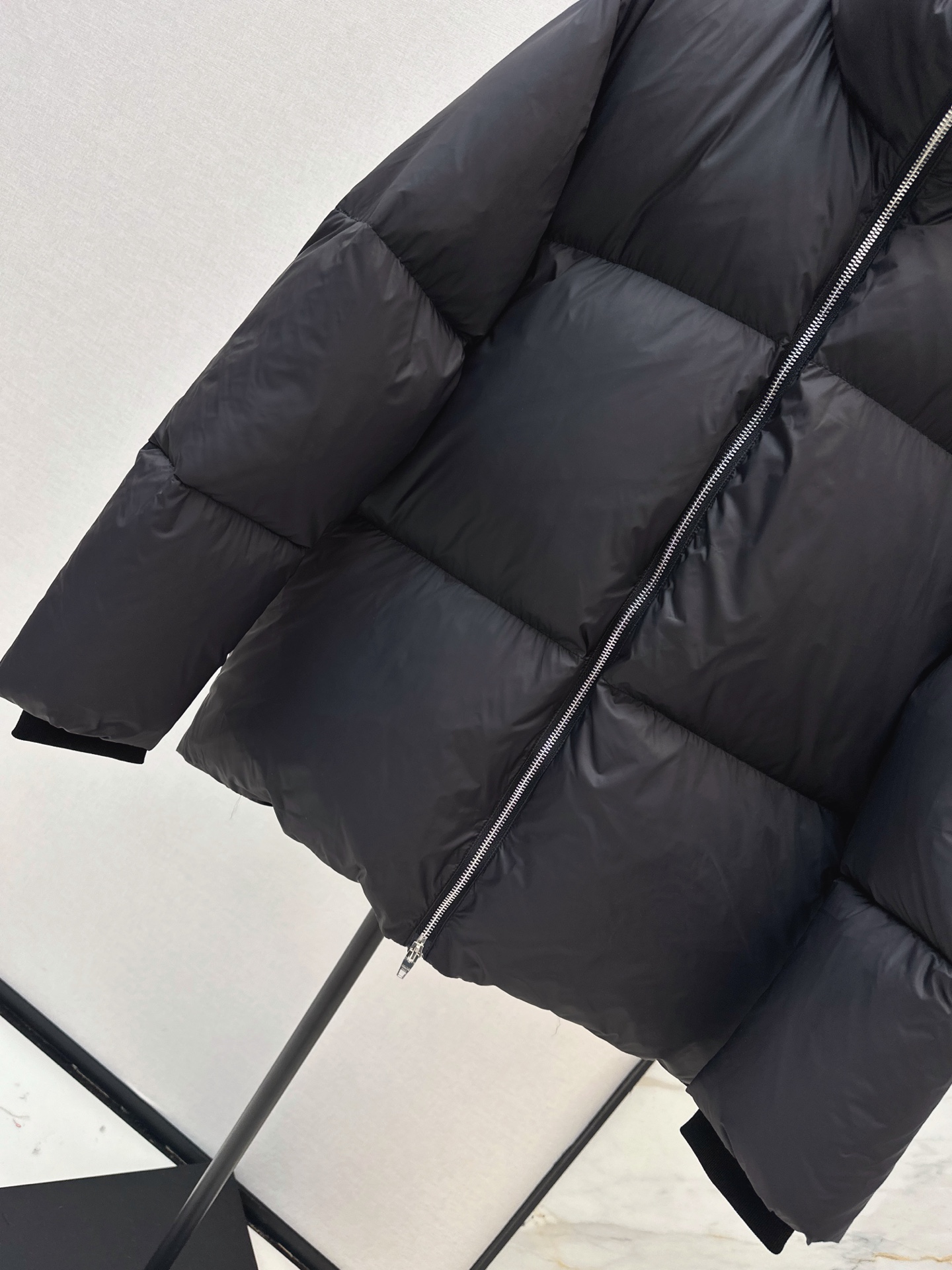 Celi 26fw down jacket