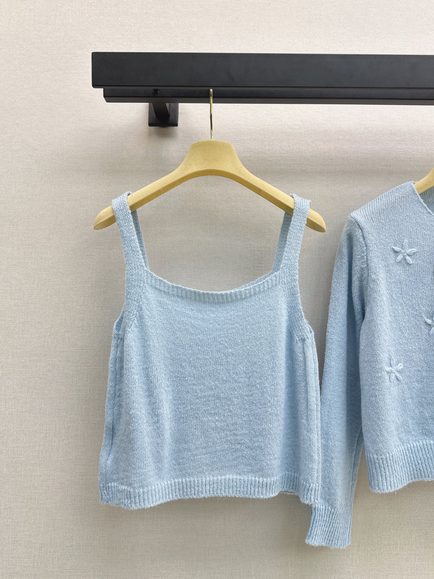 Miu 26fw knit camisole cardigan sets