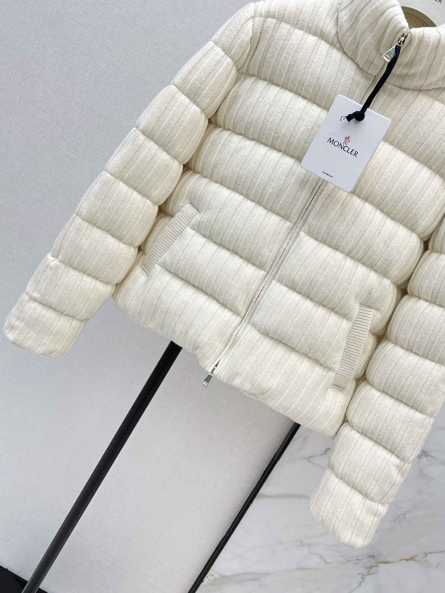 Monc 26fw knit down jacket