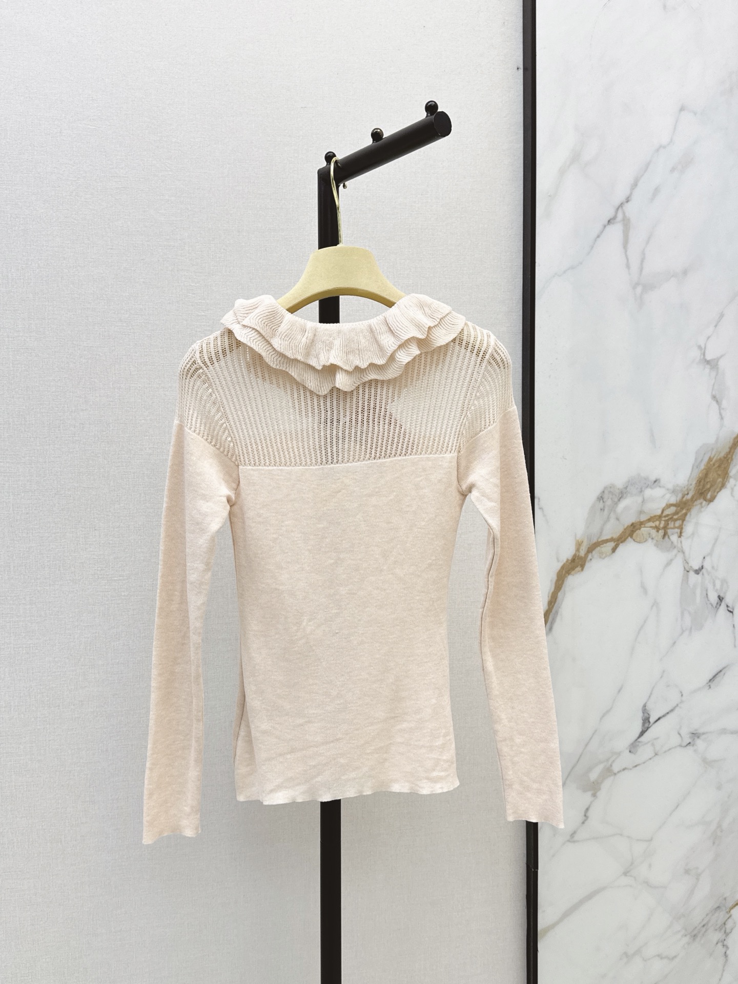 Miu 26fw ruffle knit top