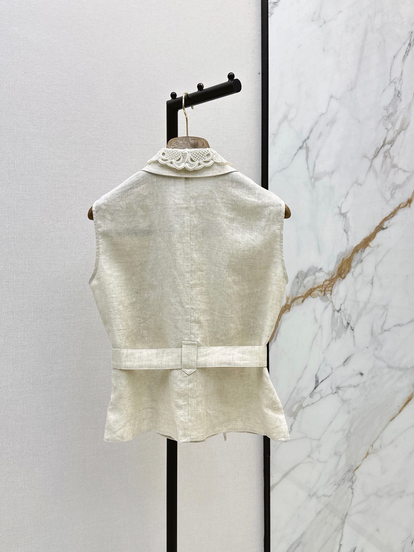 Brun 26ss embroidery waistcoat