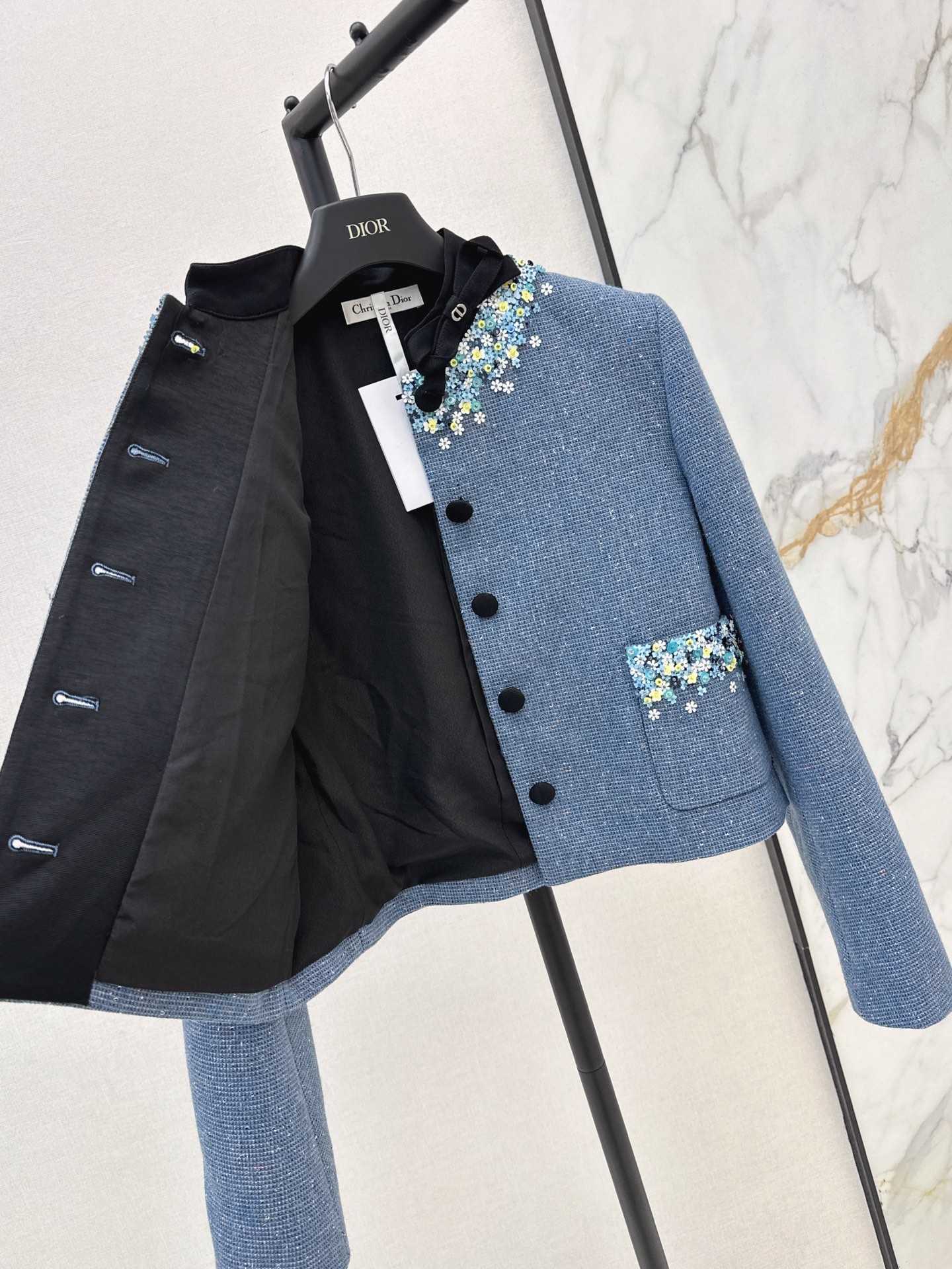 CD 26fw cropped beading tweed jacket