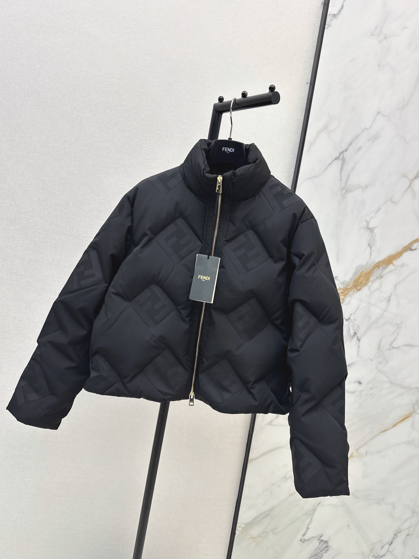 Fen 26fw down jacket