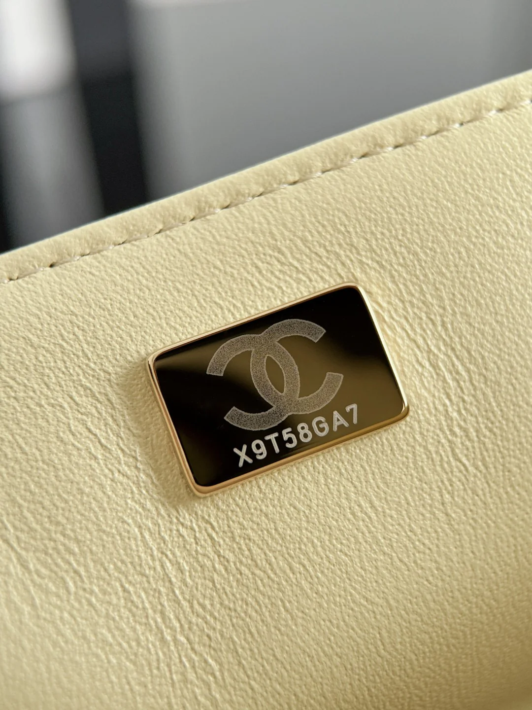 Chan cf20 chain shoulder bag