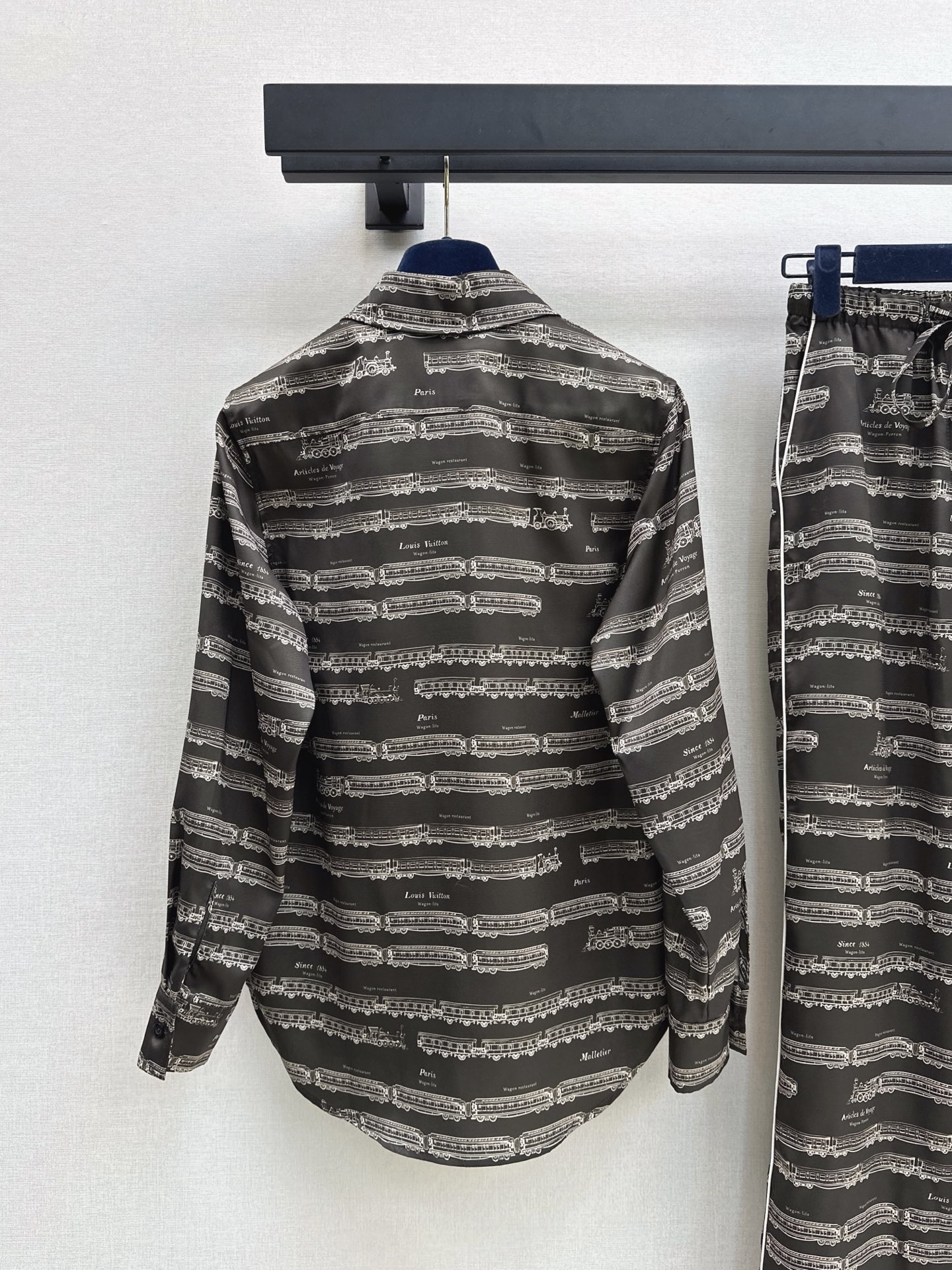 Loui 26fw print shirt pant sets