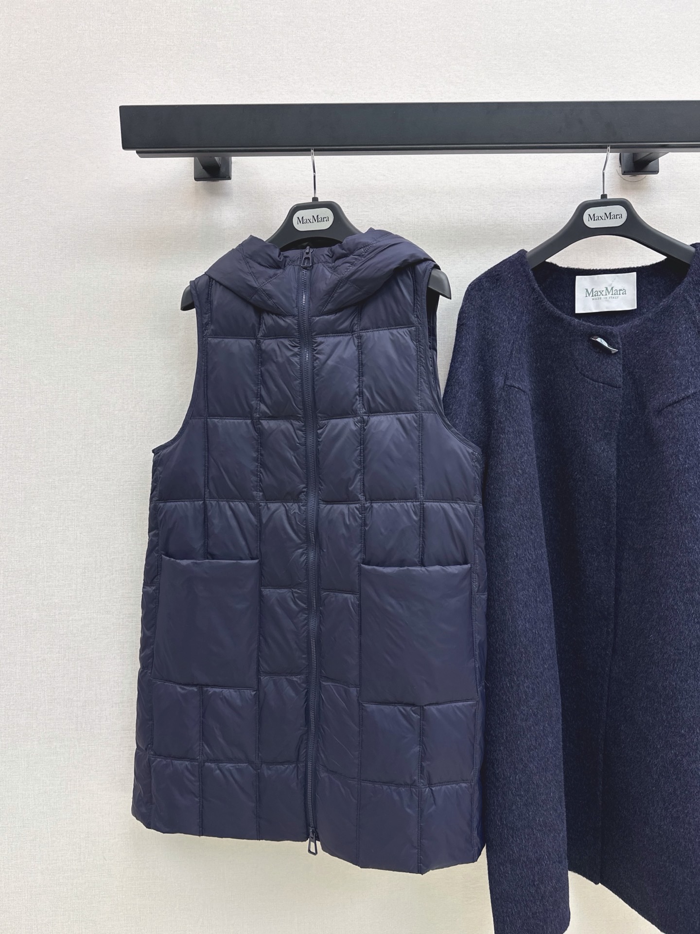 Max 26fw hooded down vest overcoats sets