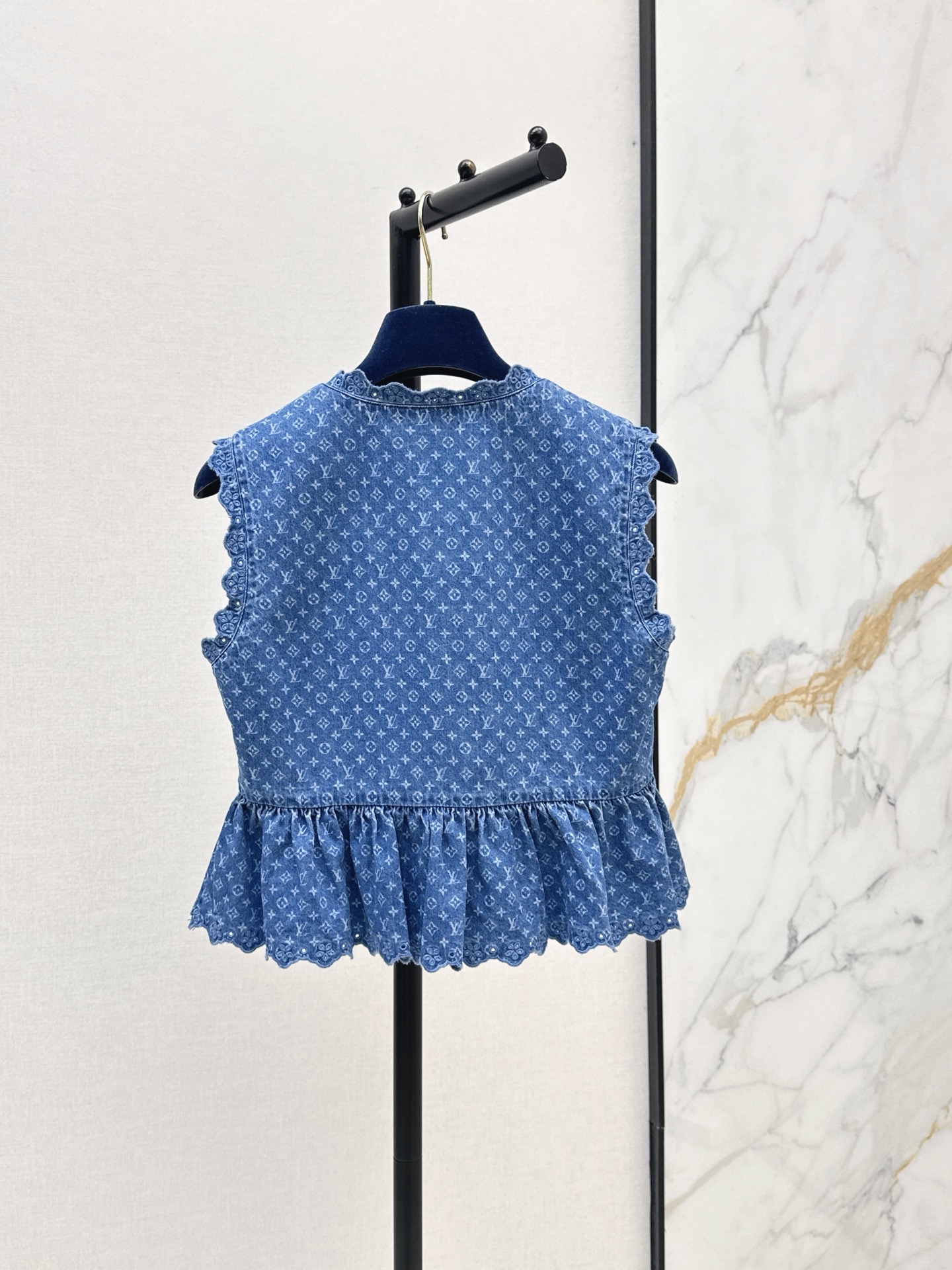 Loui 26ss sleeveless denim top
