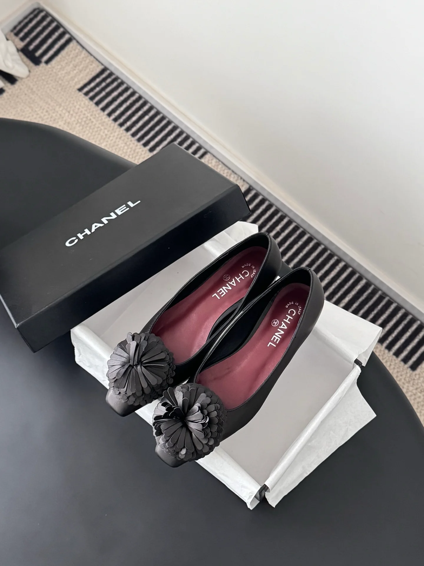 Chan 26ss flats