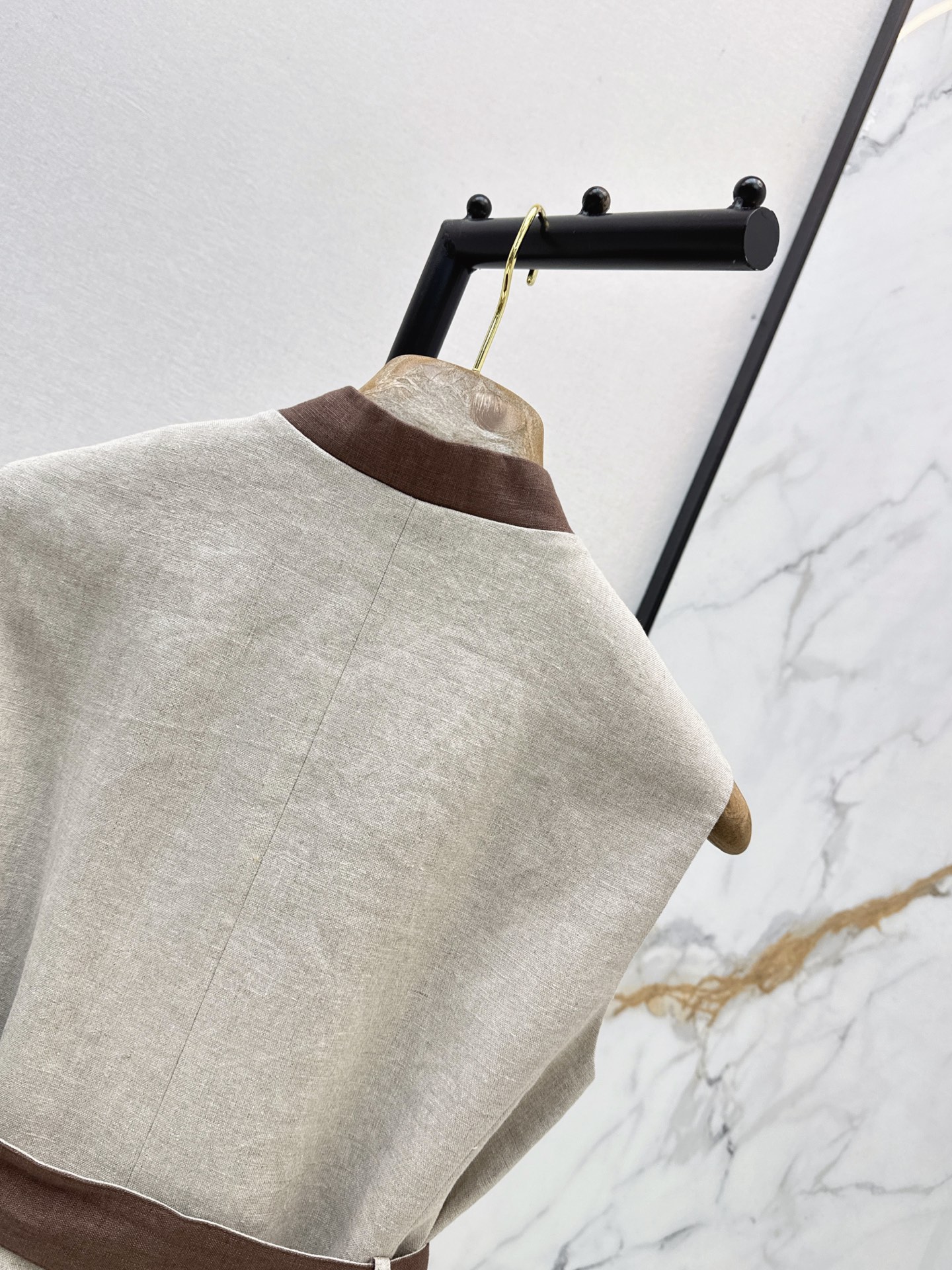 Brun 26ss linen waistcoats