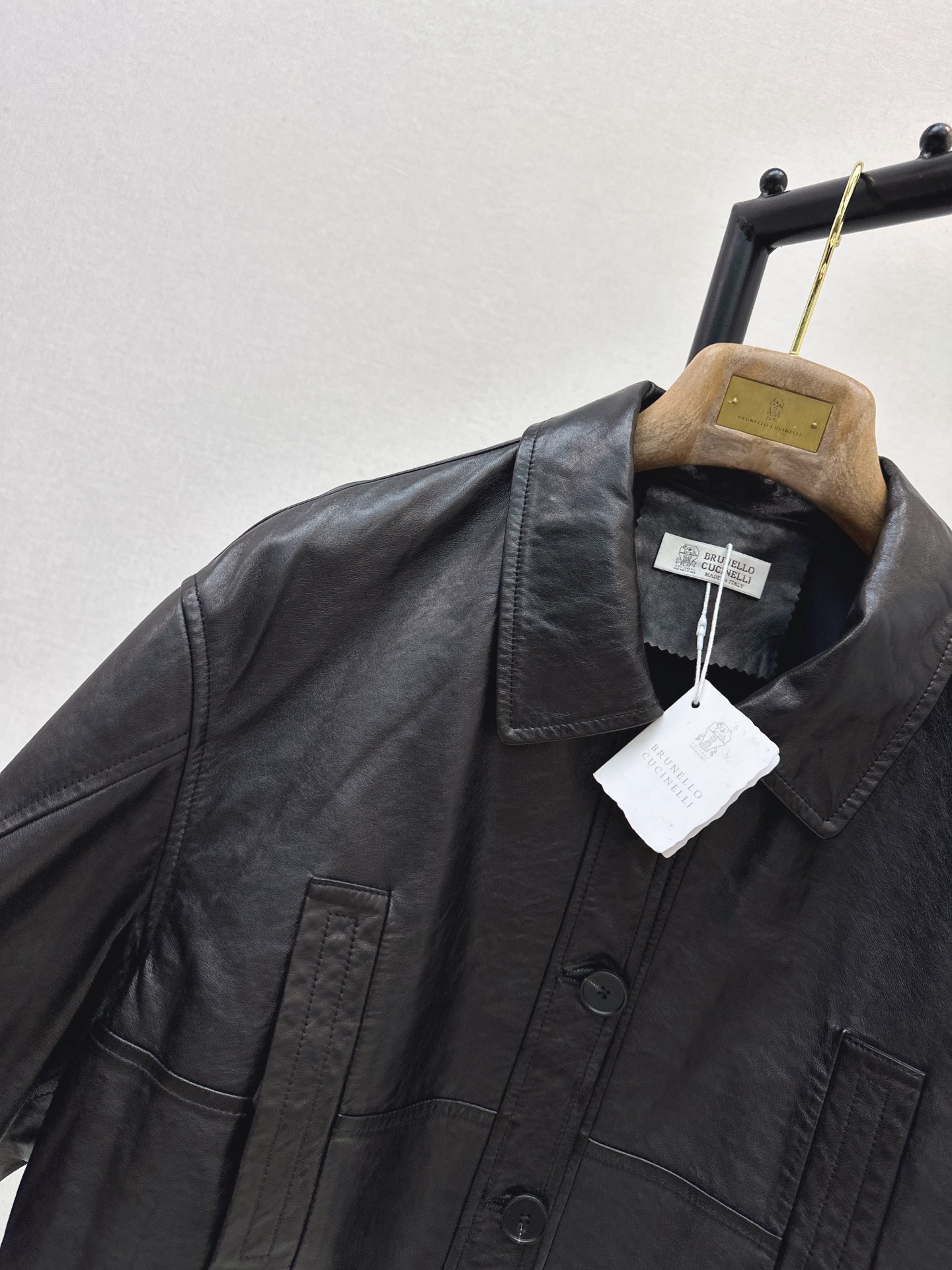 Brun 26fw cropped leather jacket