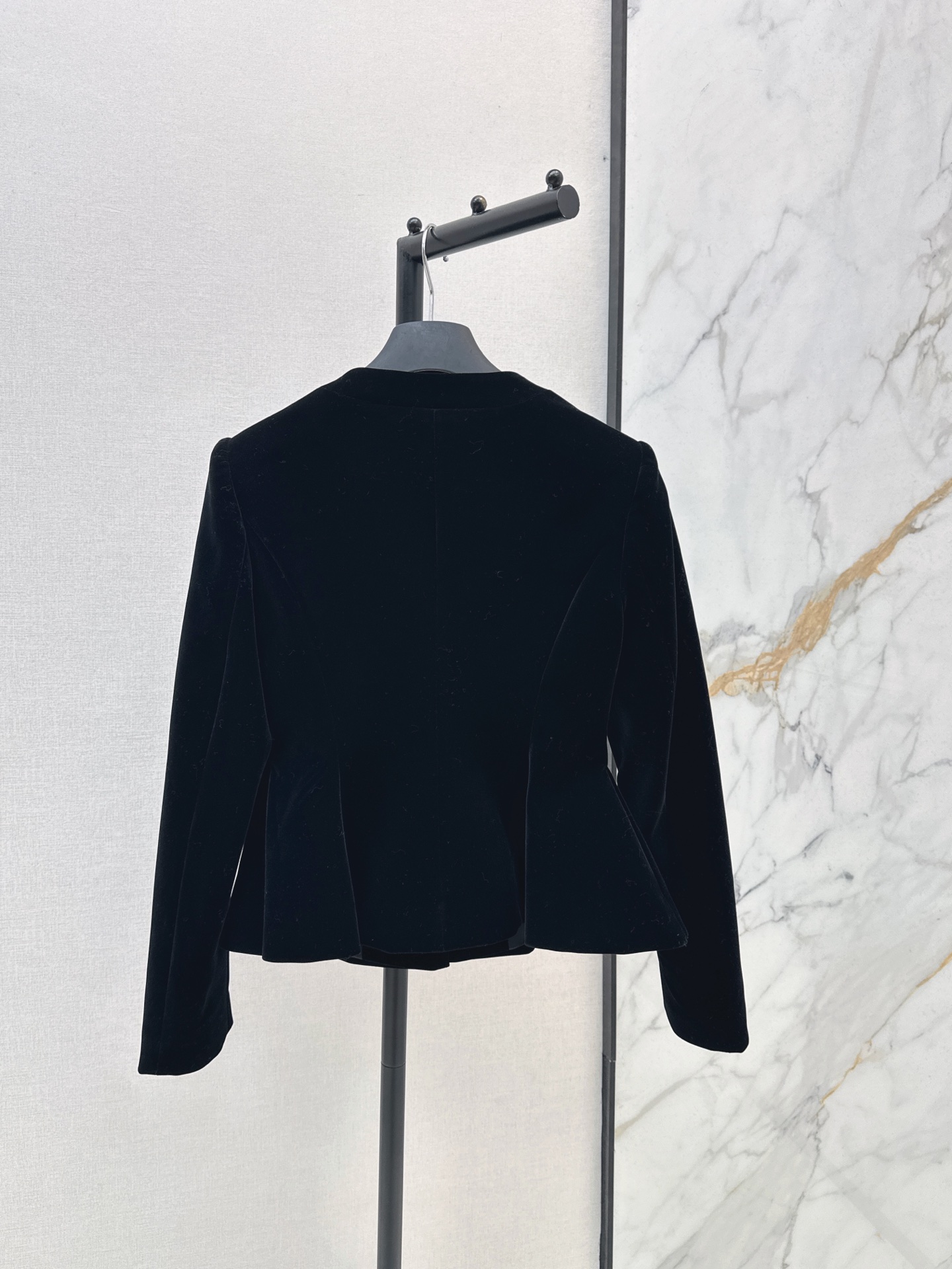 CD 26fw cropped velvet jacket