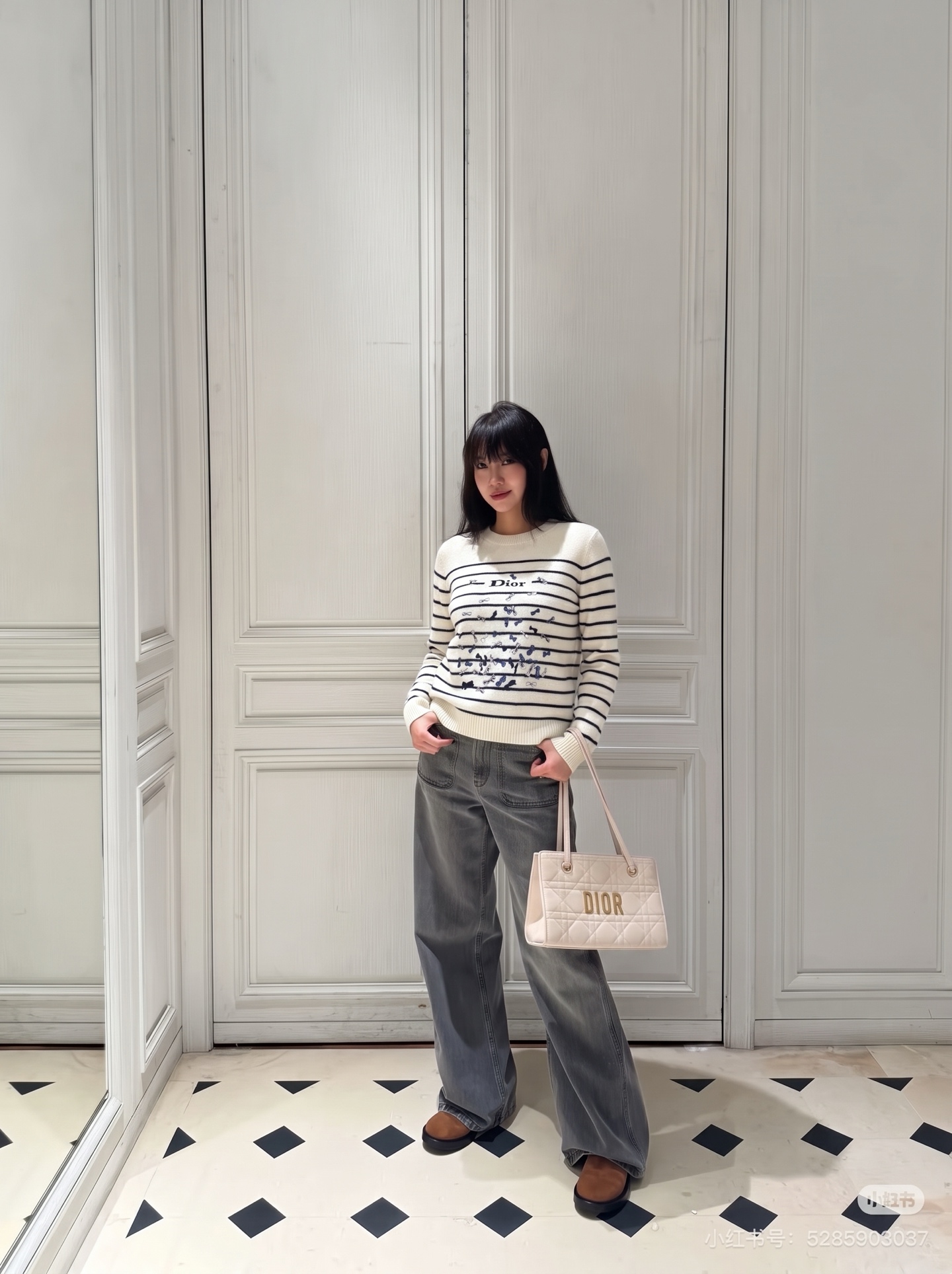 CD 26fw stripe bow knit sweater