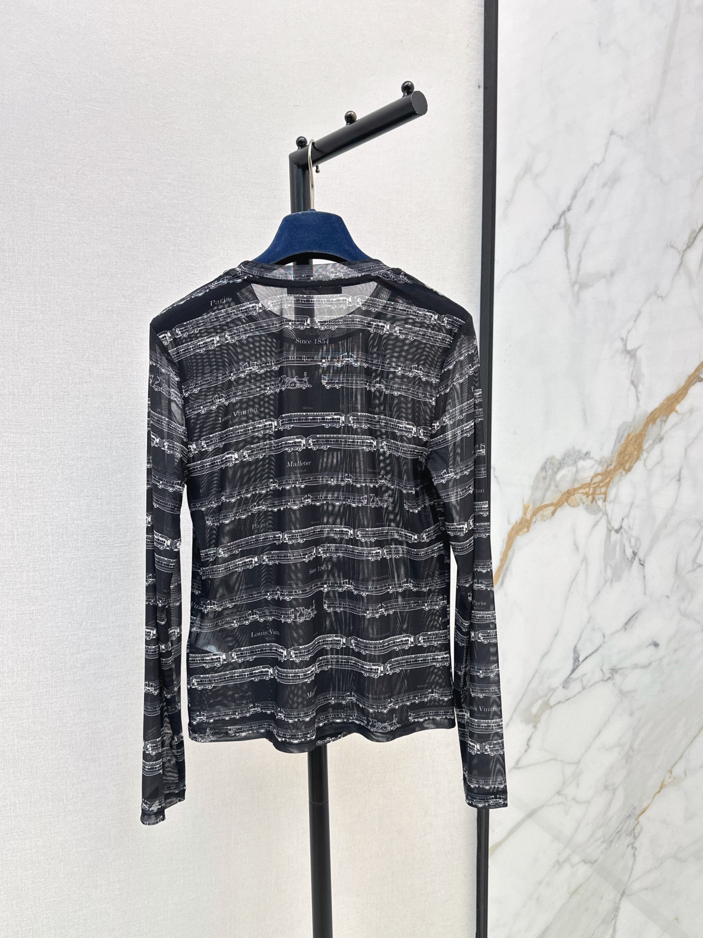 Loui 26fw mesh basic tee