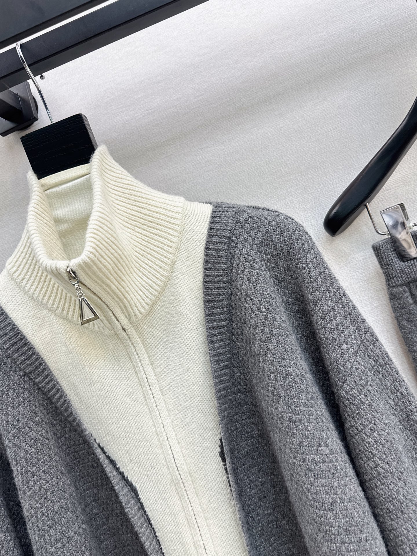 Max 26fw wool cardigan pants sets