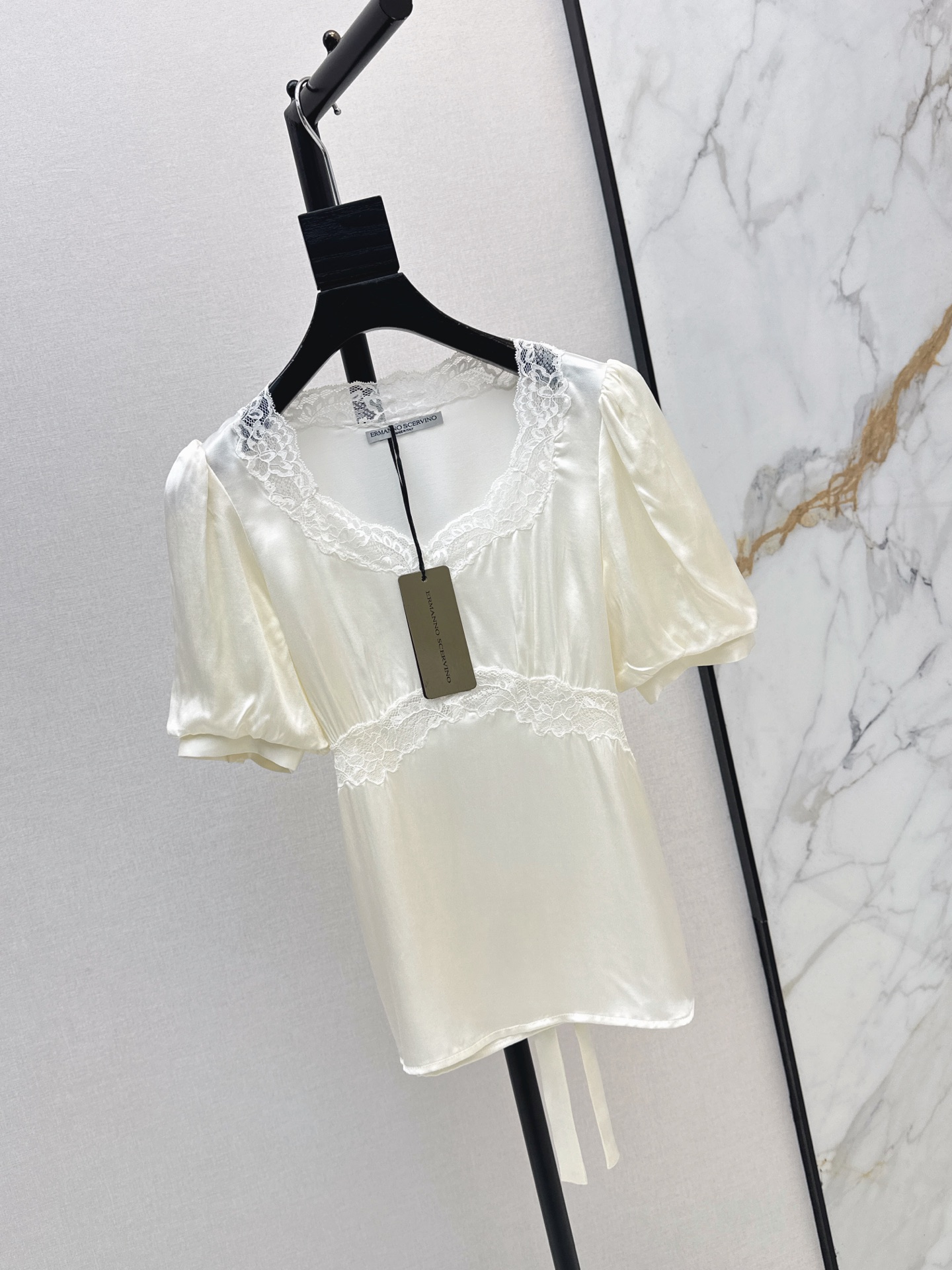 ES 26ss lace contract saint top