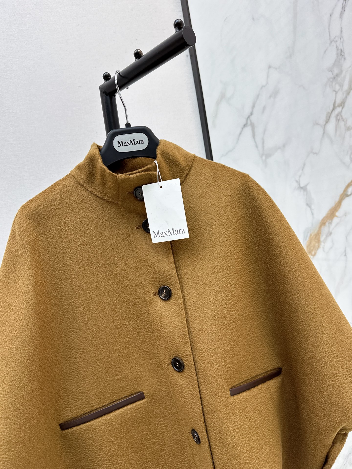 Max 26fw cape jacket