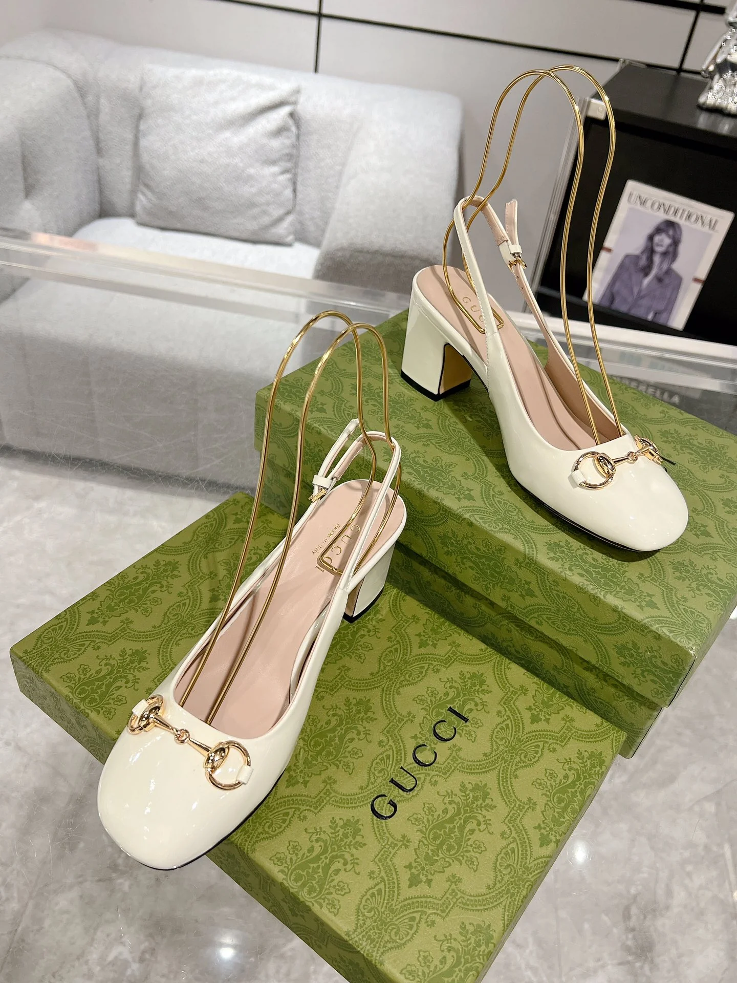Gucc 26ss slingback chunky heel