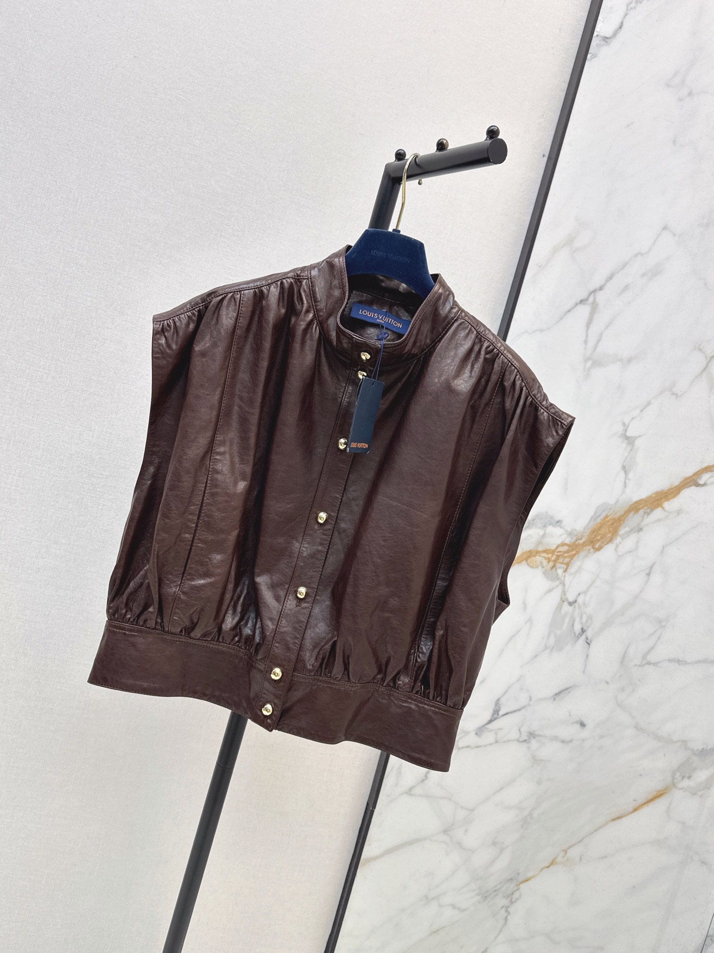 Loui 26fw leather vest jacket