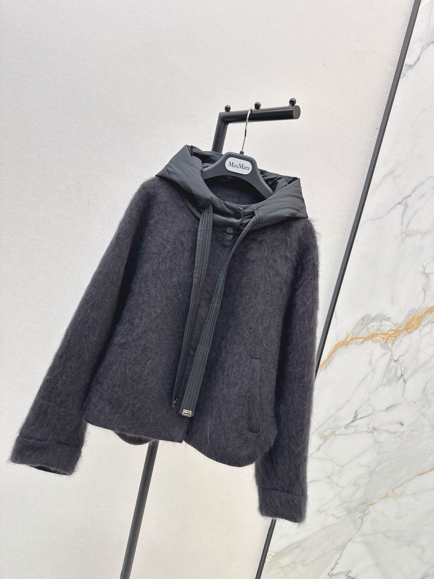 Max 26fw wool hooded jacket