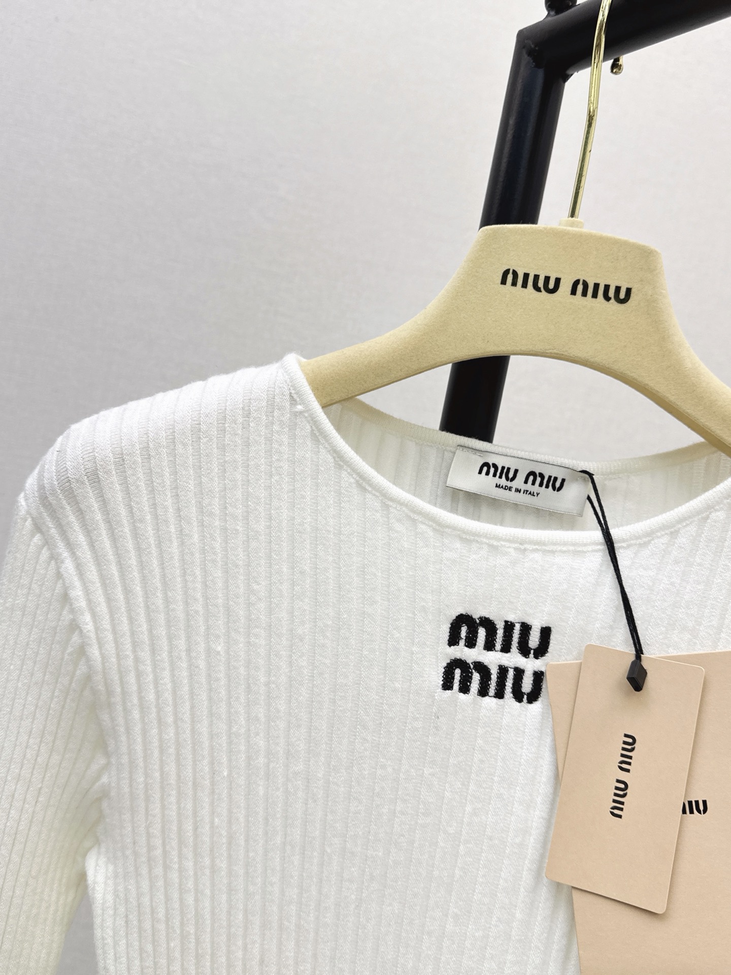 Miu 26fw contract mest knitwear