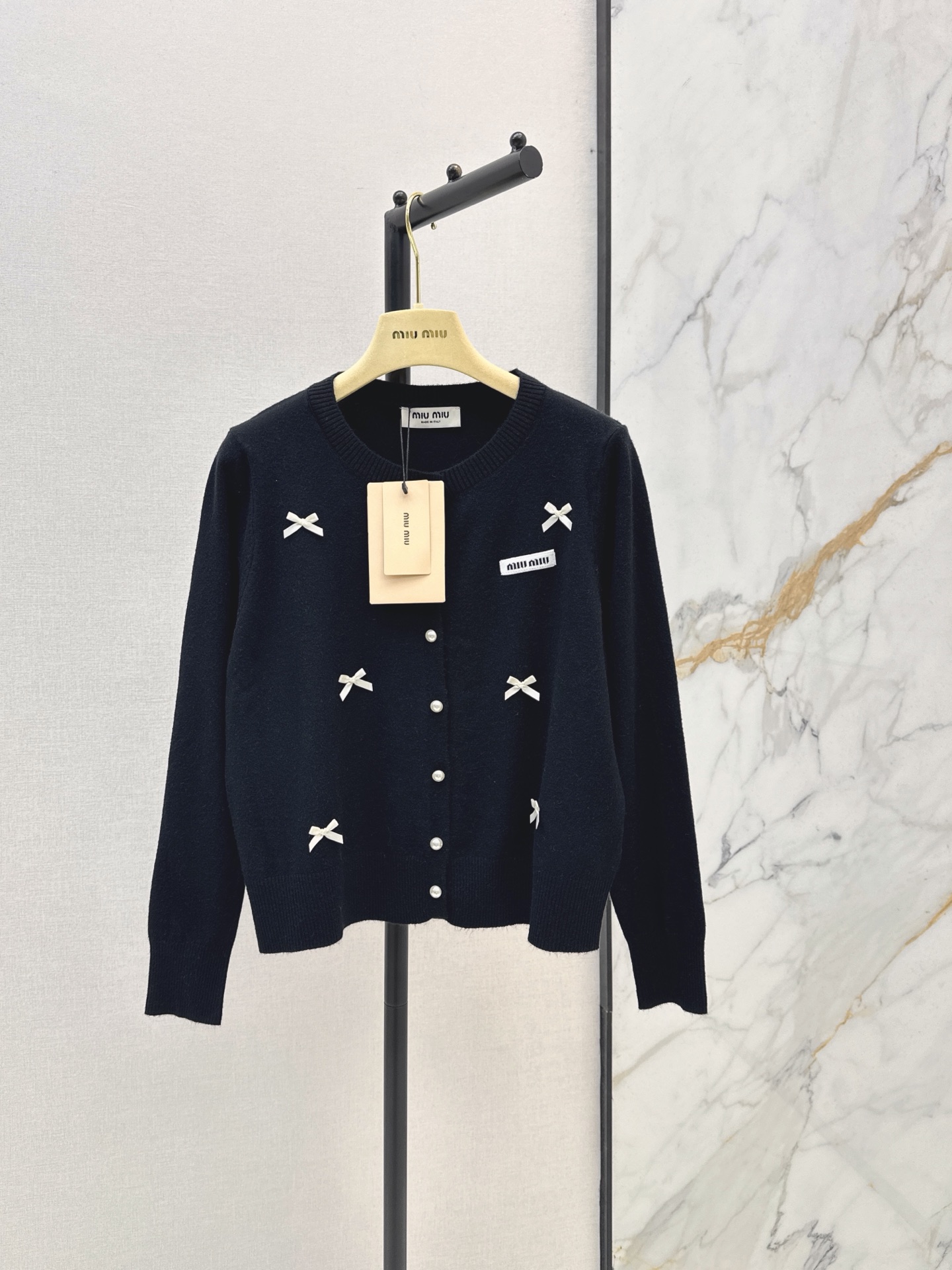Miu 26fw bow cardigan