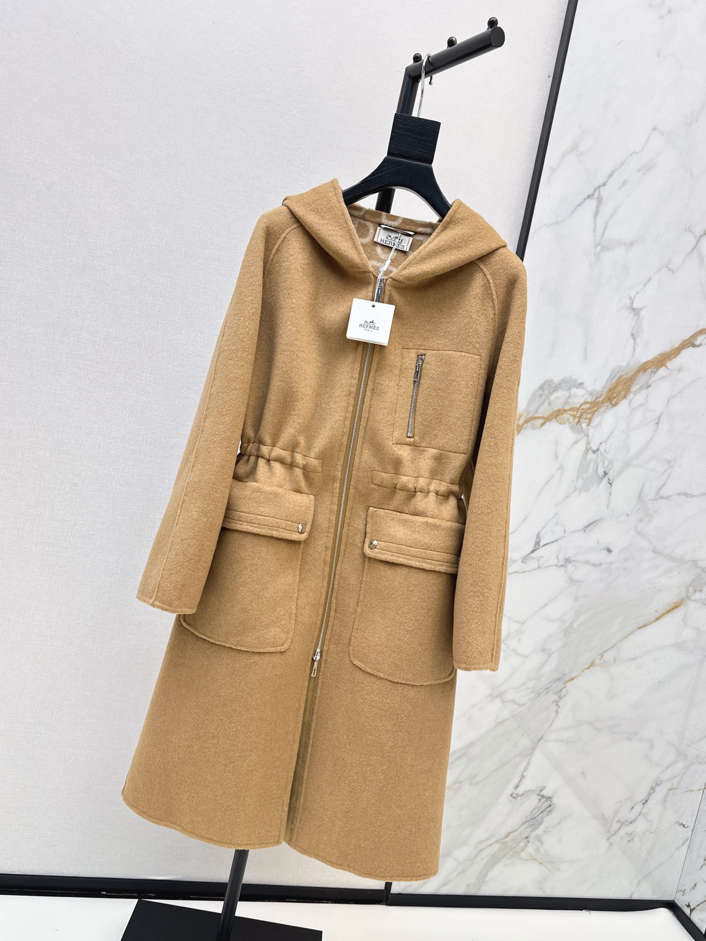 Her 26fw drawstring hooded overcoats