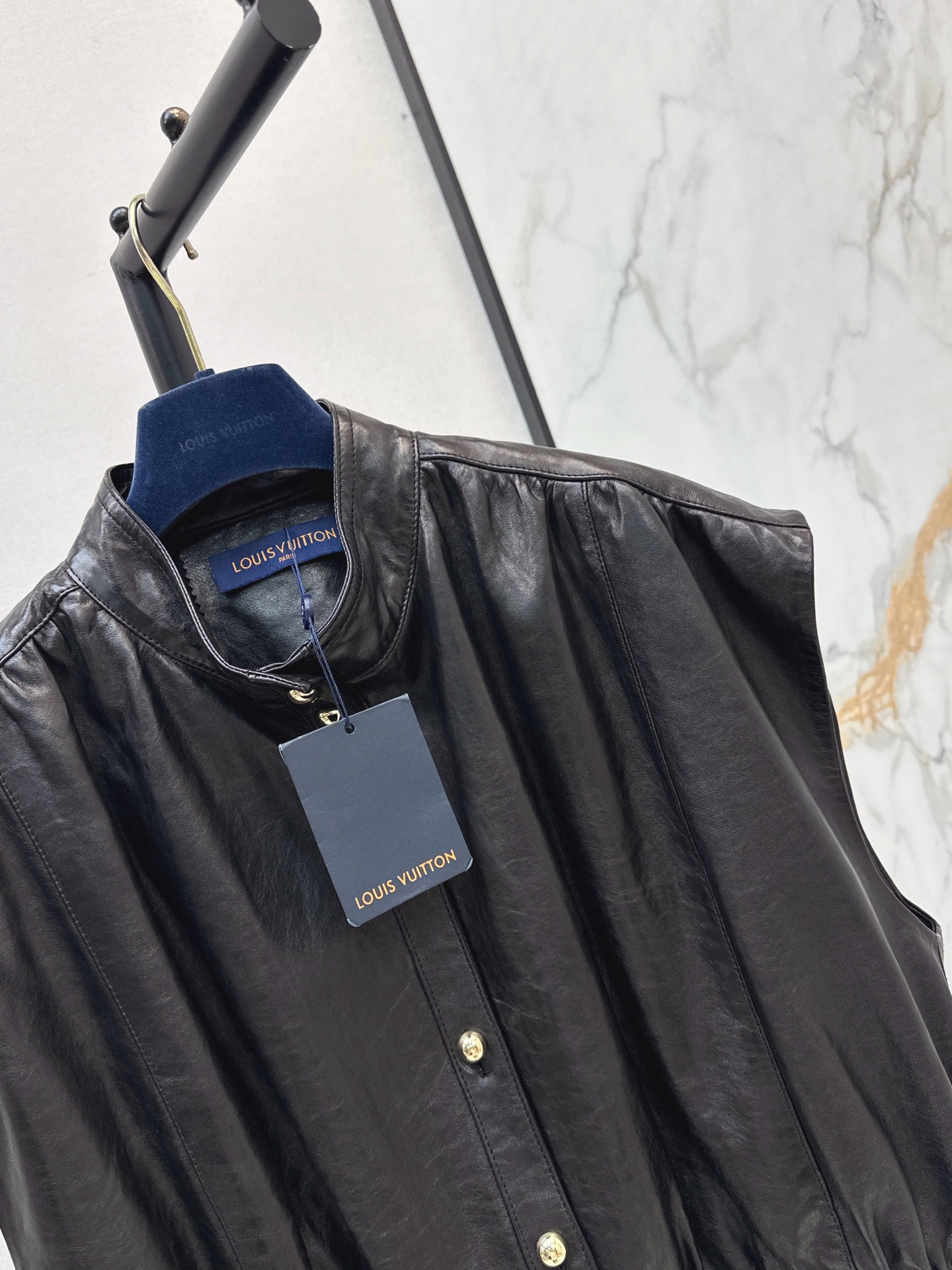 Loui 26fw leather vest jacket