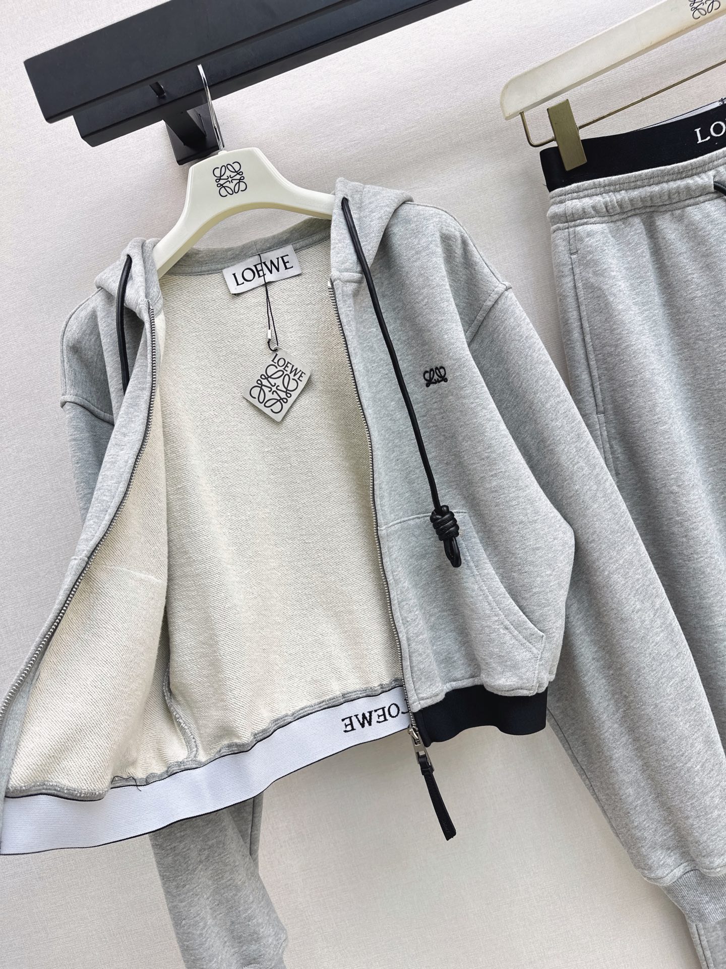 Loe 26fw hooded jacket wide-leg pants sets