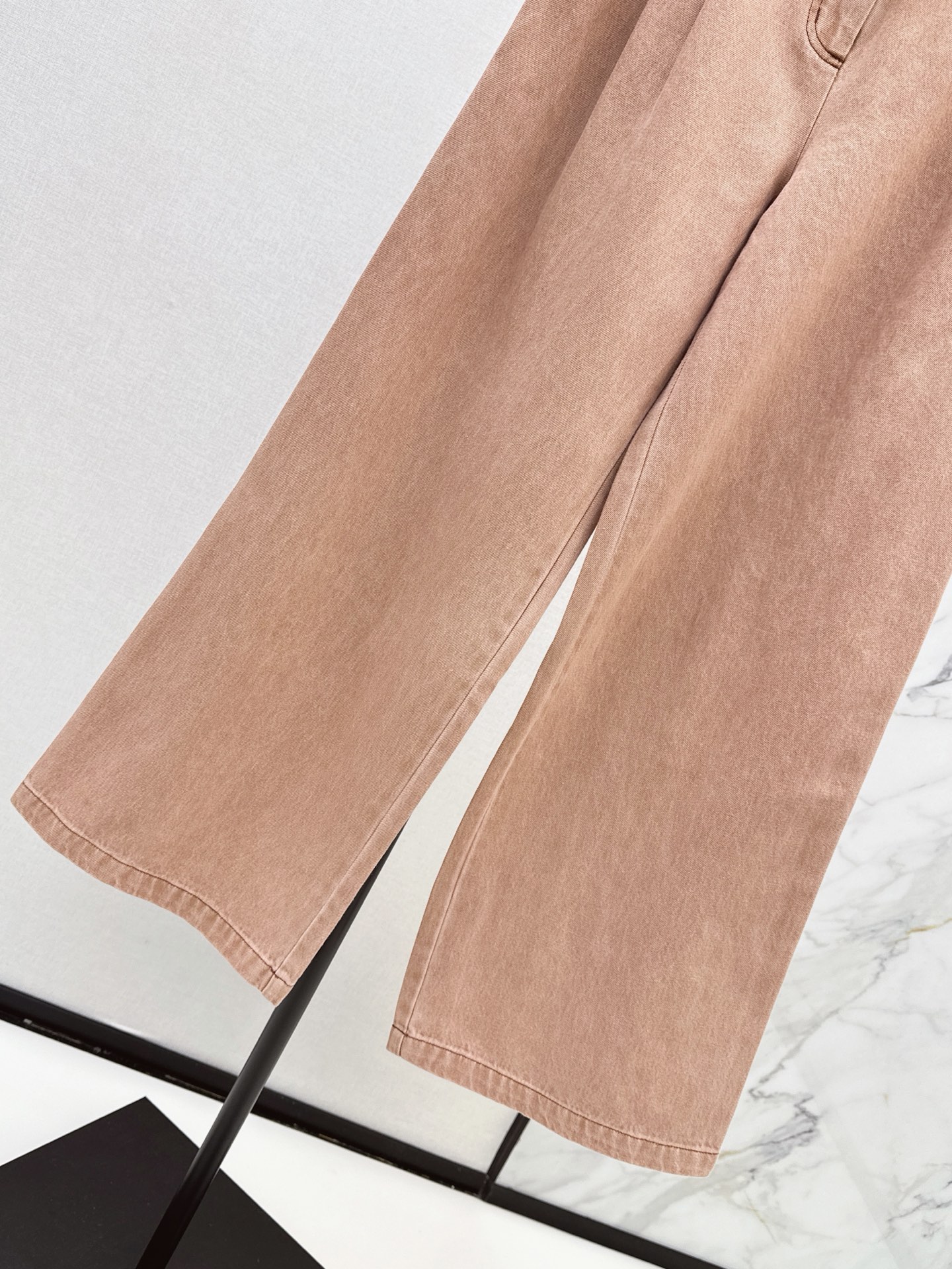 Brun 26fw straight-leg jeans