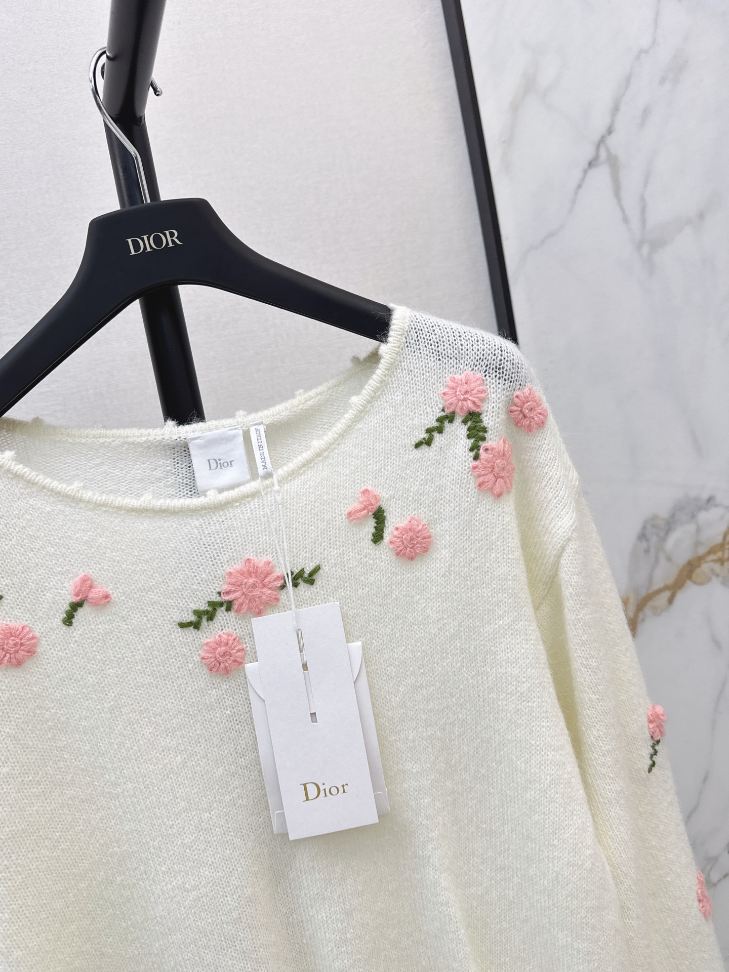 CD 26fw embroidery knit sweater