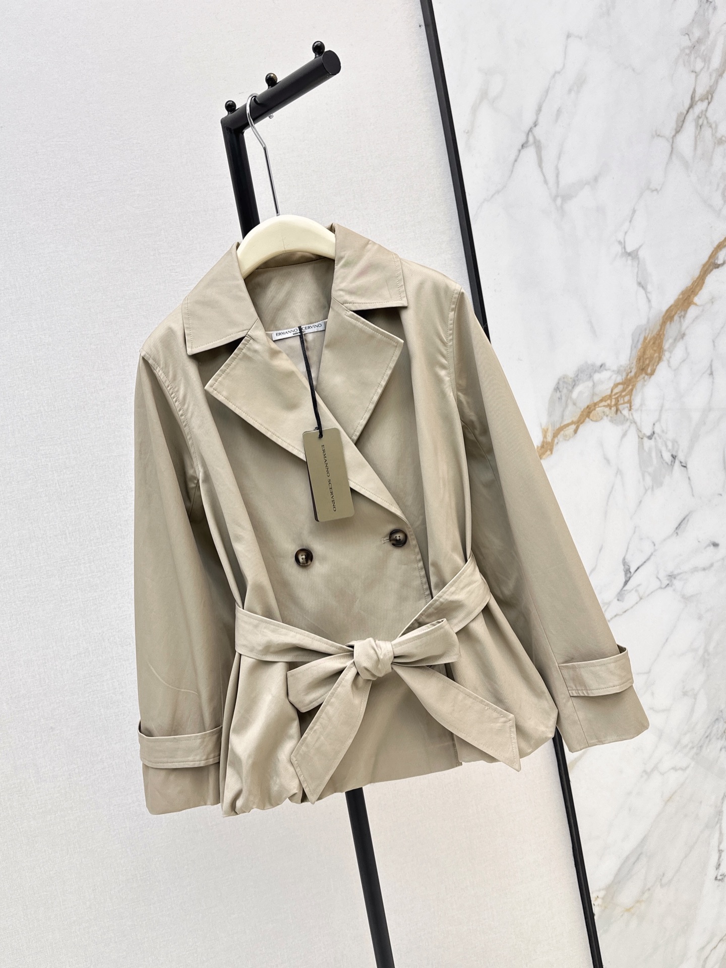 ES 26fw belted cropped trench jacket