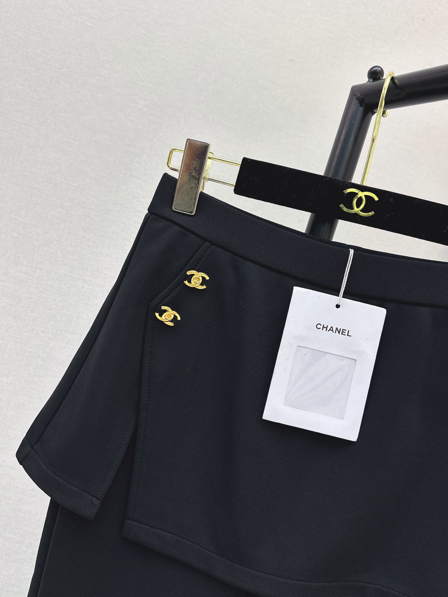 Chan 26fw skirt-overlay flared pants