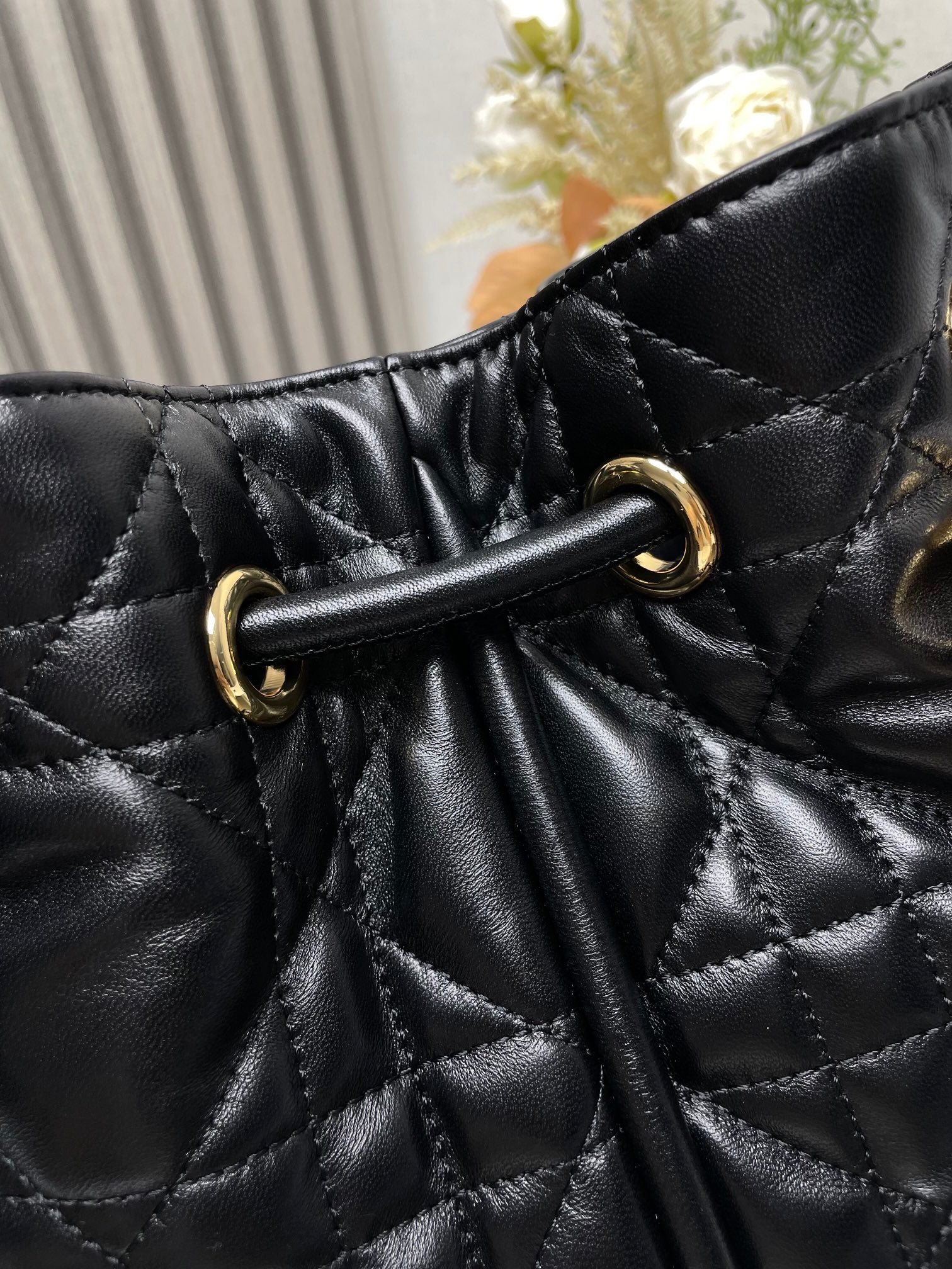 D  Medium  Nolita Bag