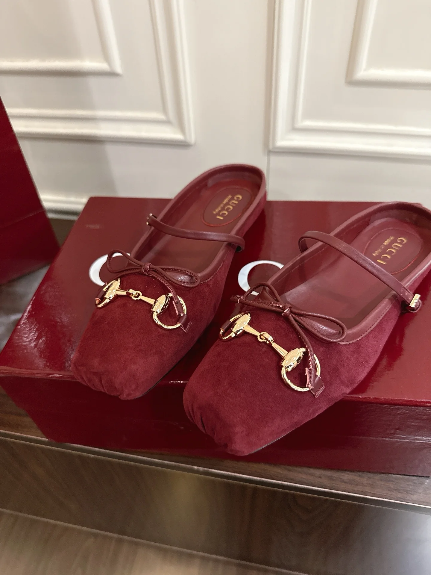 Guc 25fw mules