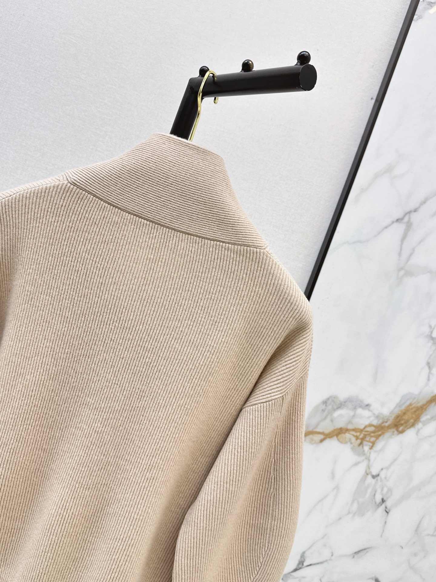 Brun 26fw cashmere sweater