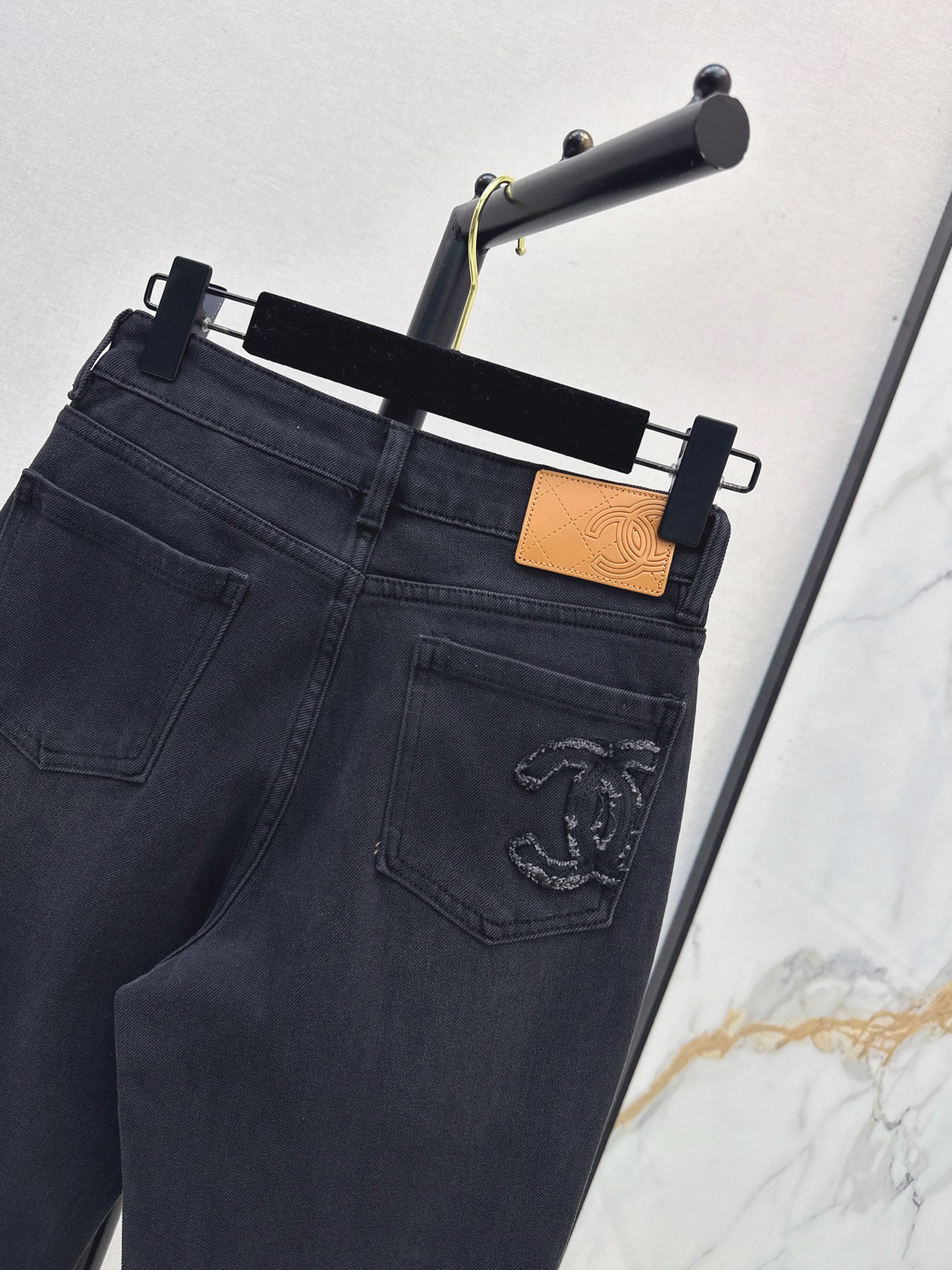 Chan 26fw slim-fit jeans